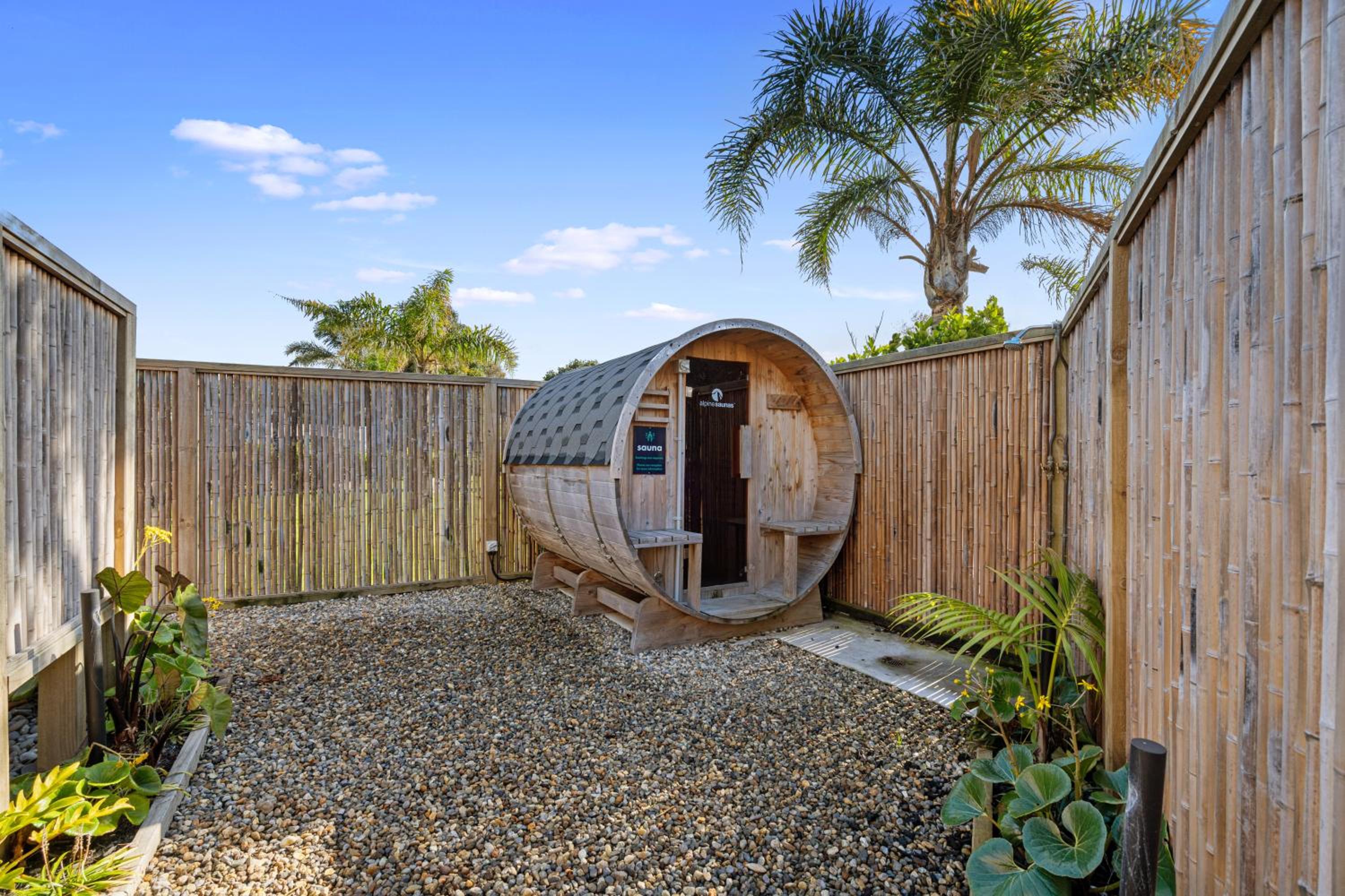 Tasman Holiday Parks - Beachaven