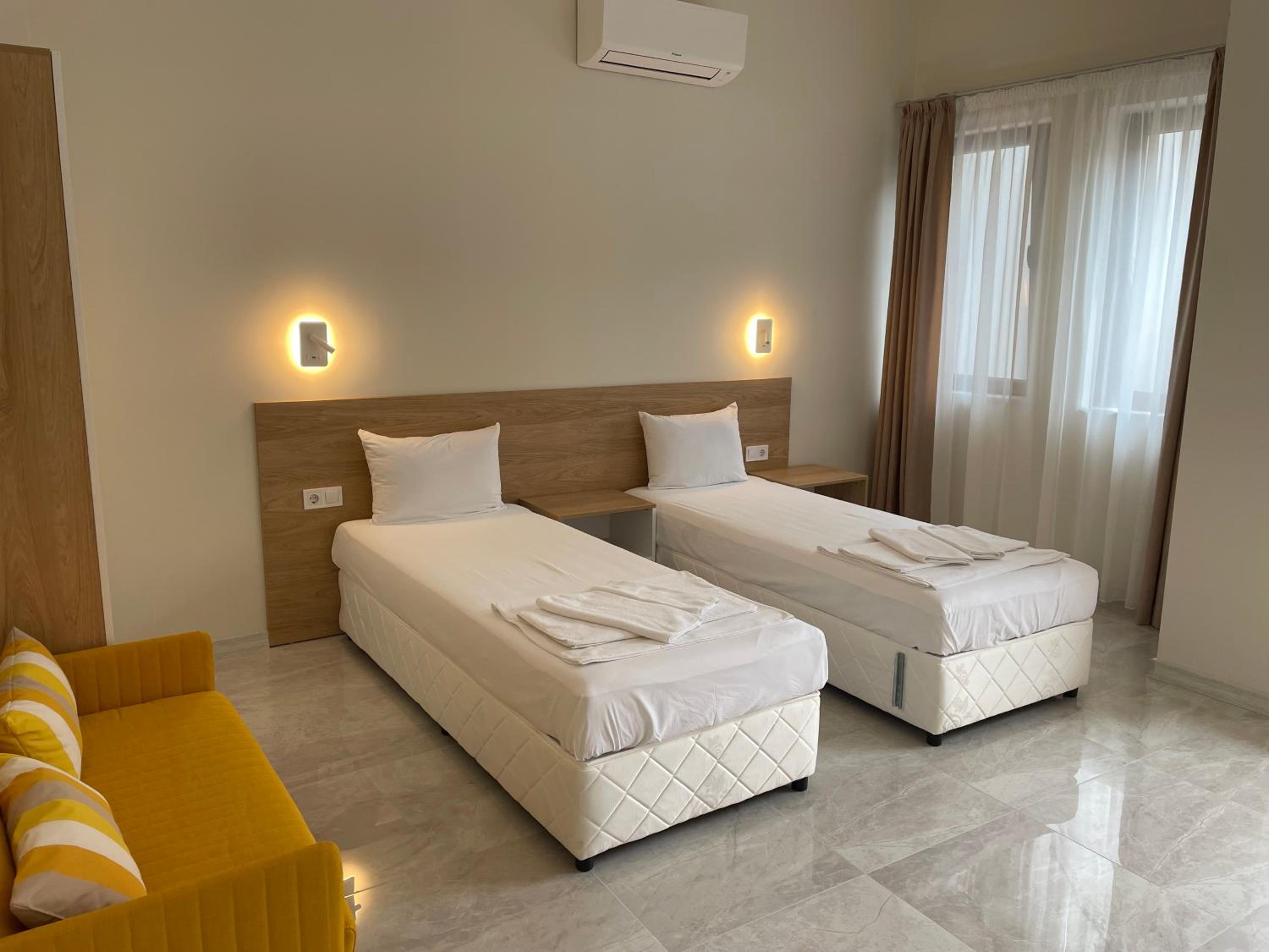Odrys Apartments