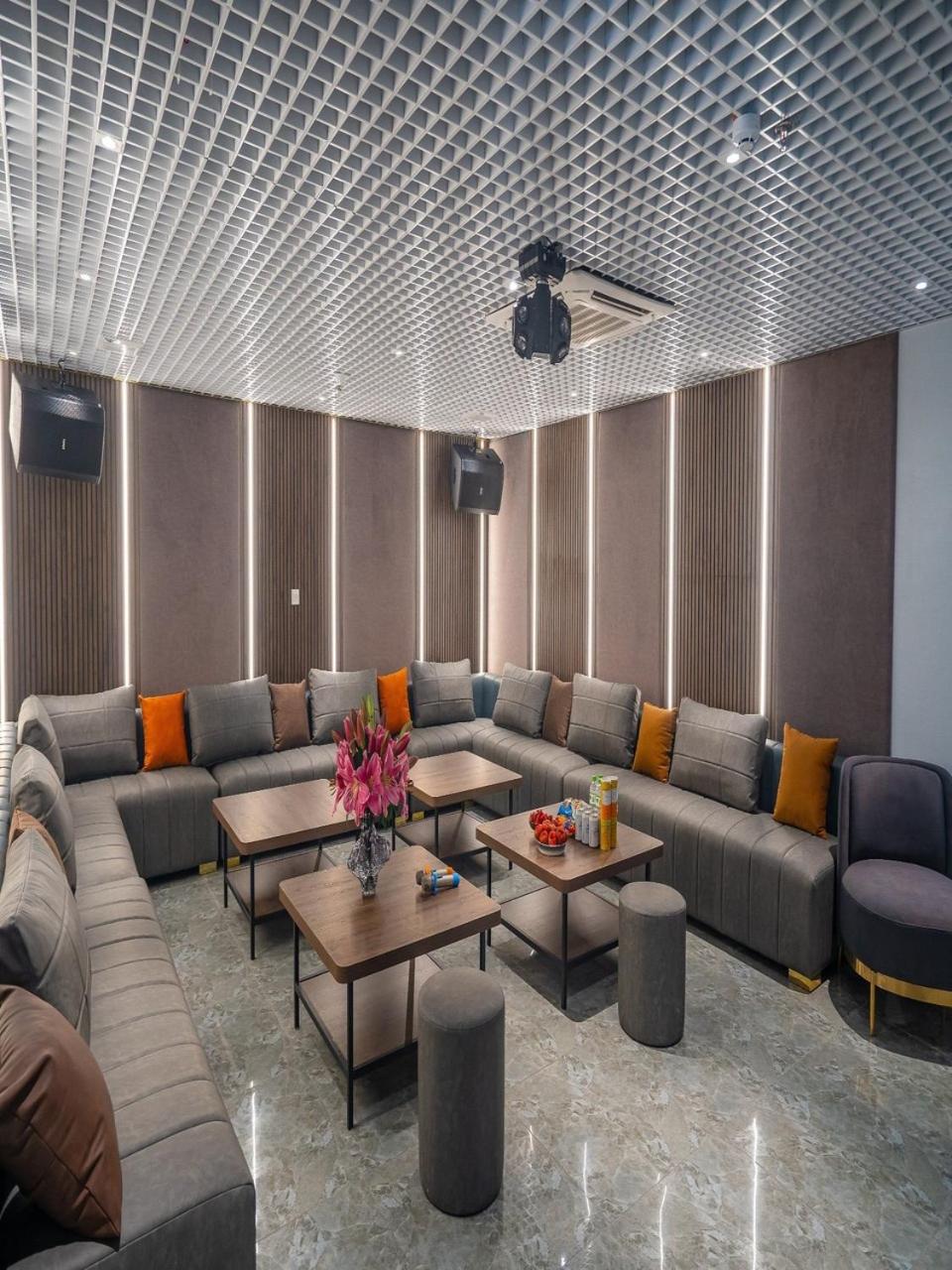 Chuỗi Villa Đẳng cấp 19 ngủ - Bể bơi riêng - sân vườn - Trung tâm Bãi Cháy view 4