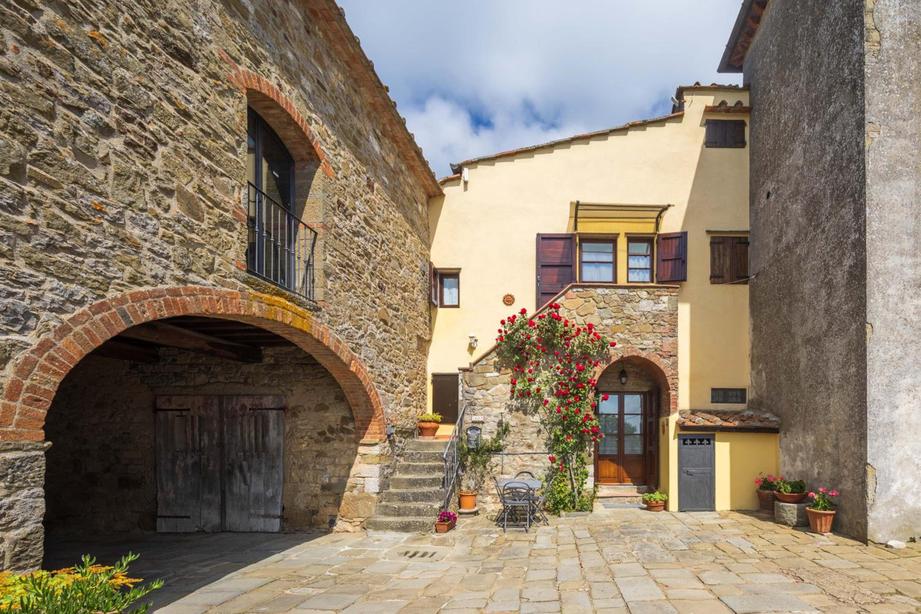 Podere Caiano by VacaVilla view 4