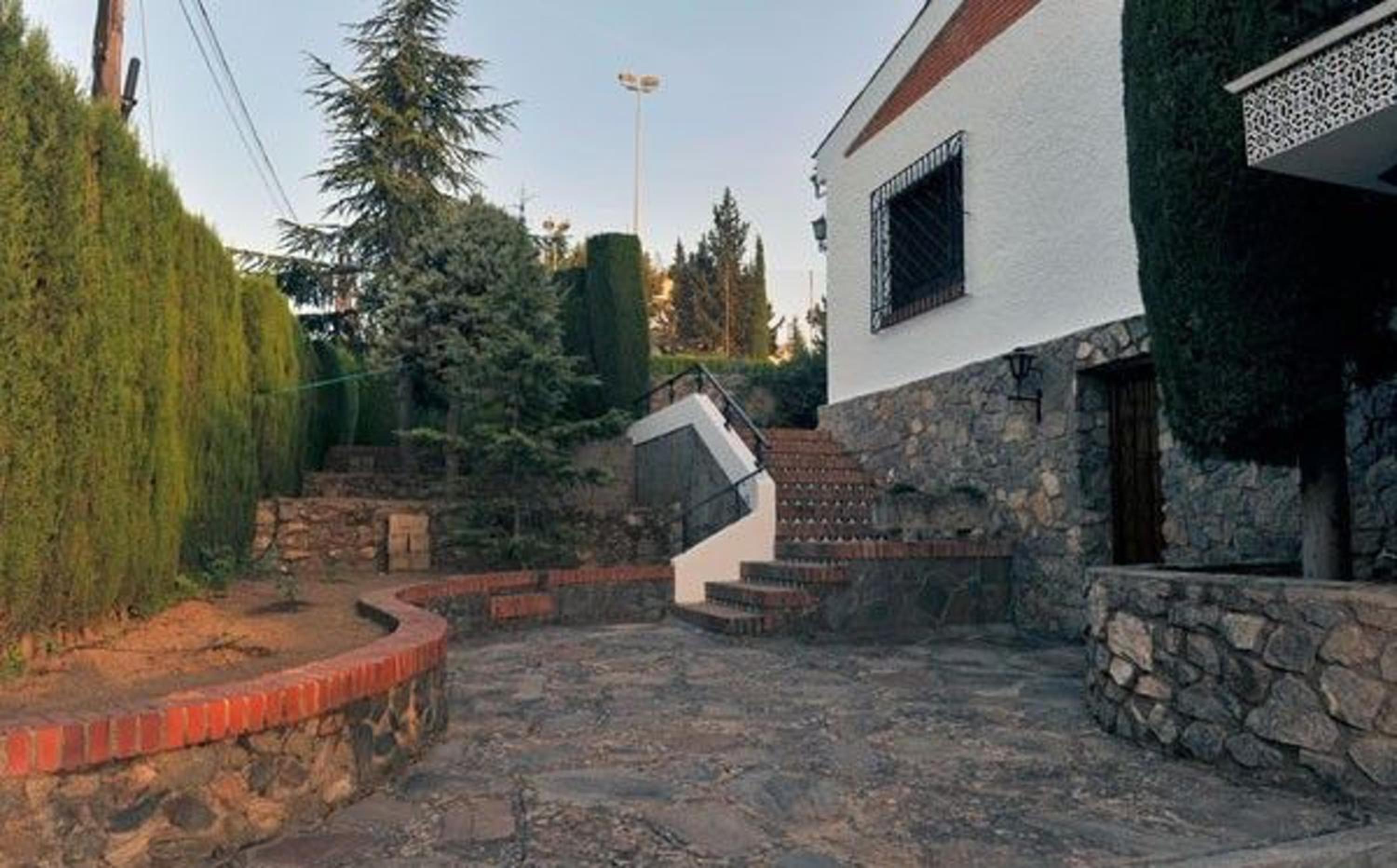Spacious Villa with Private Pool in Monachil