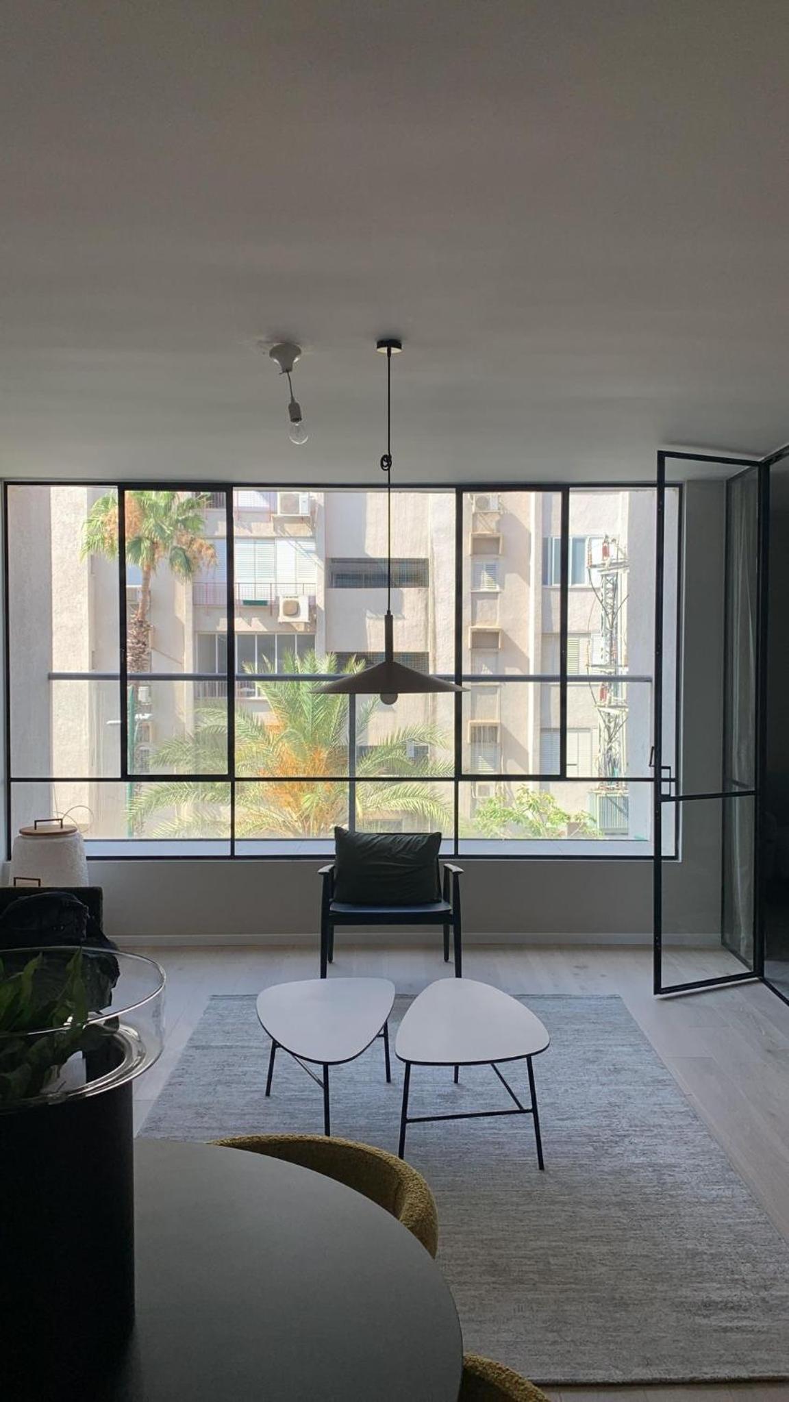 Luxury spacious central apartment in Raanana view 4
