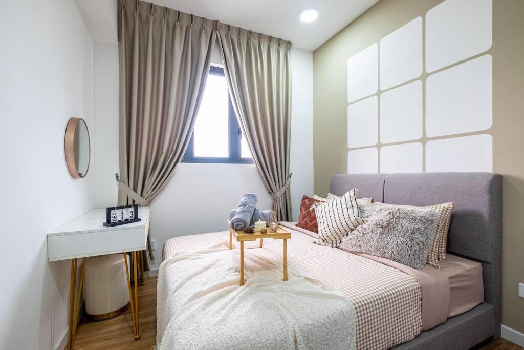 Family Gateaway M Vertica 4BR near w Infinity Pool