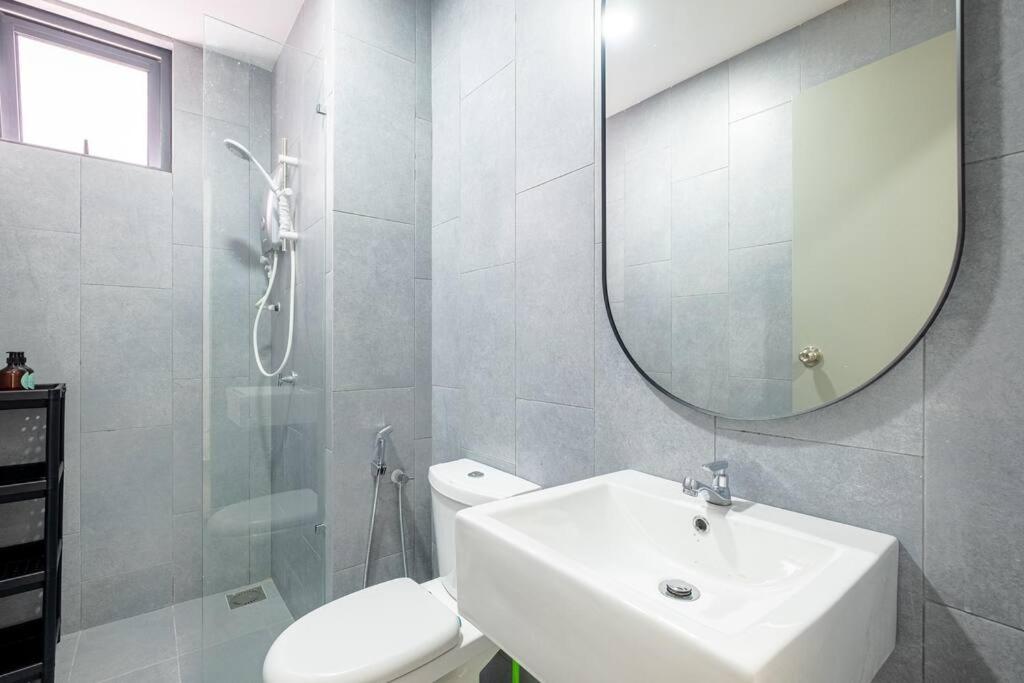 Family Gateaway M Vertica 4BR near w Infinity Pool