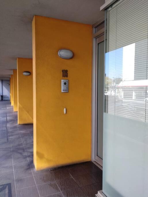 Unique Lvl 1 Apartment Morphett