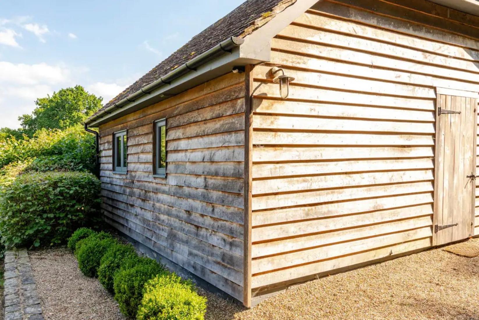 The Annex is in the beautiful Ashdown Forest view 3