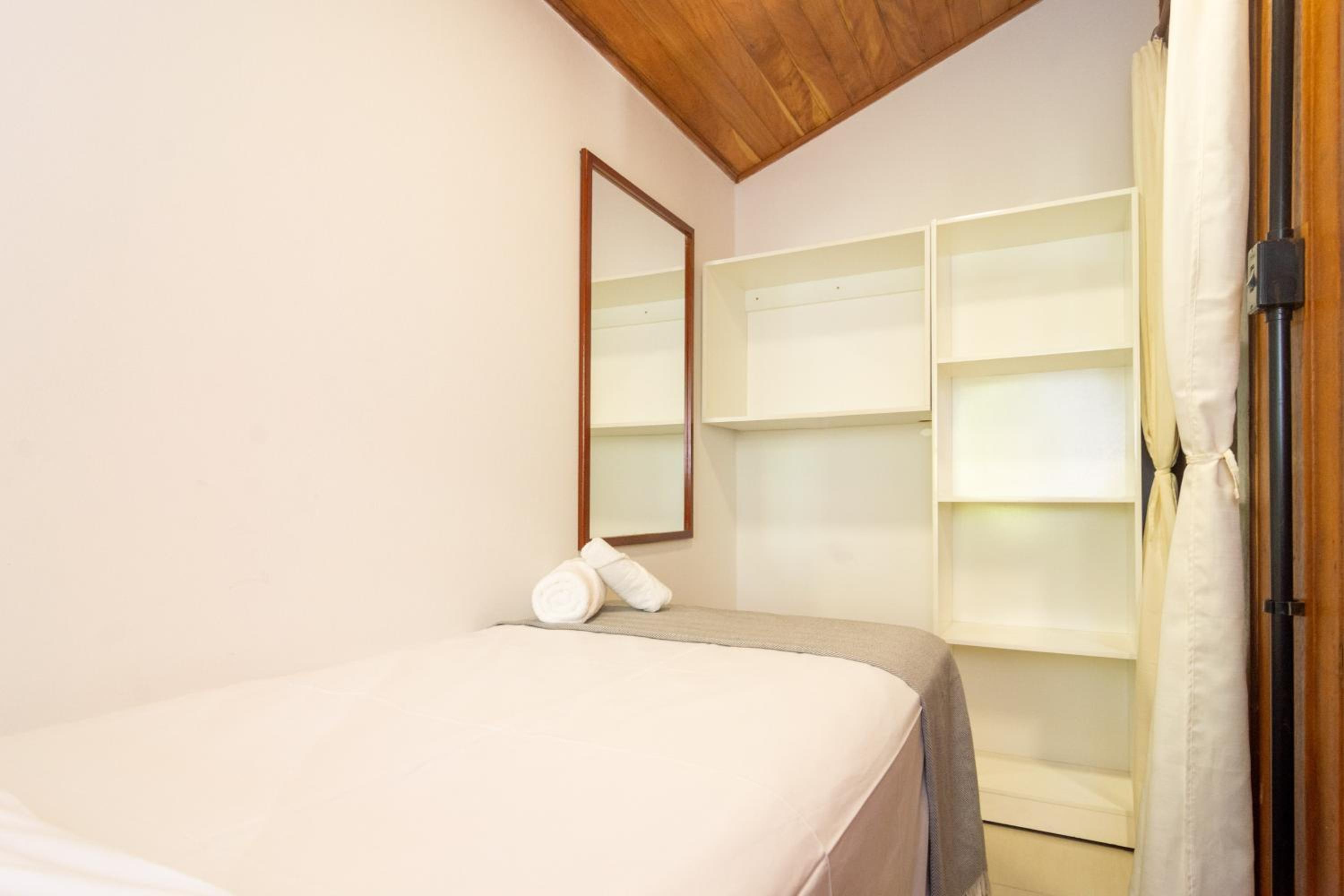 Casa Praiana poucos passos do Mar, Santinho AB9757