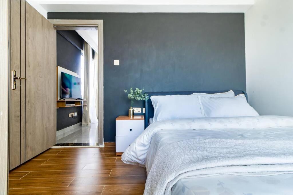 Urban Retreat 1 Bedroom Apt