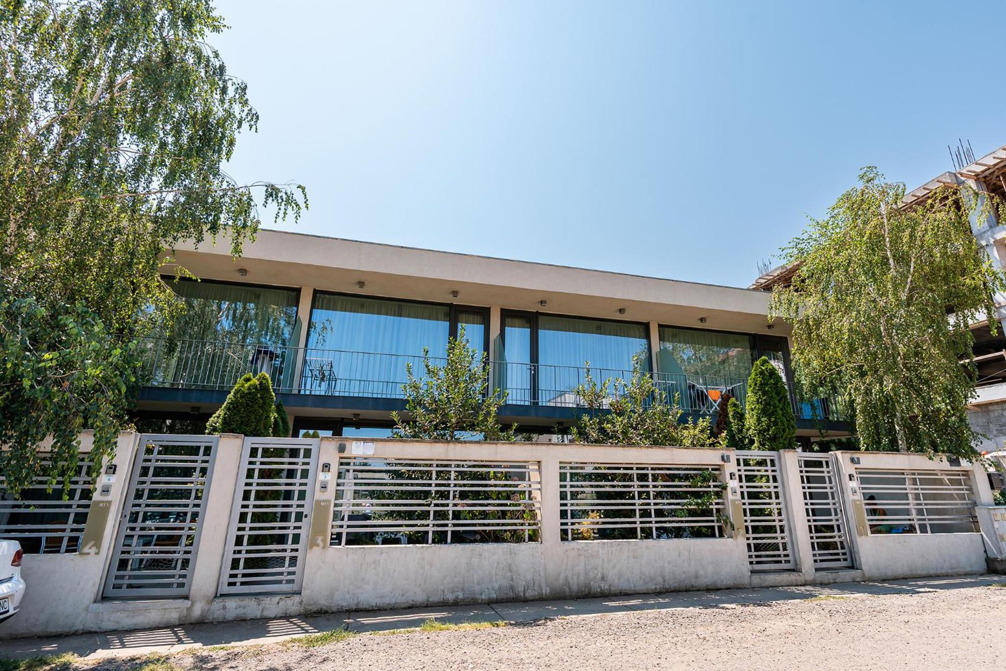 A I F E N - Apartamente pentru Întreaga Familie în Eforie Nord