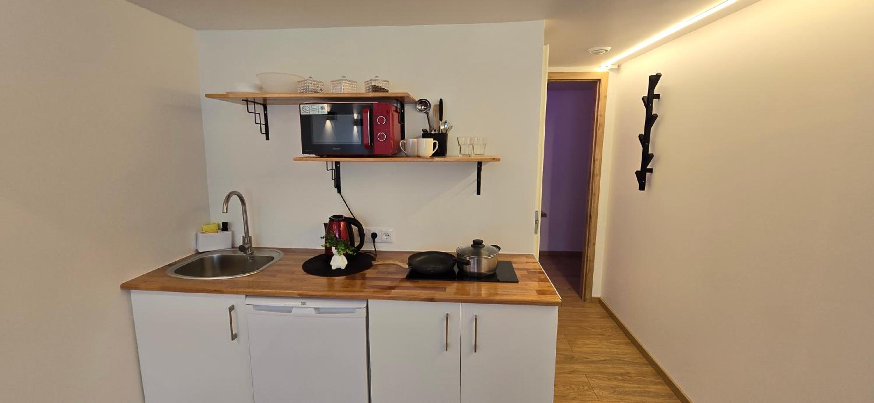 T4 Studio apartment