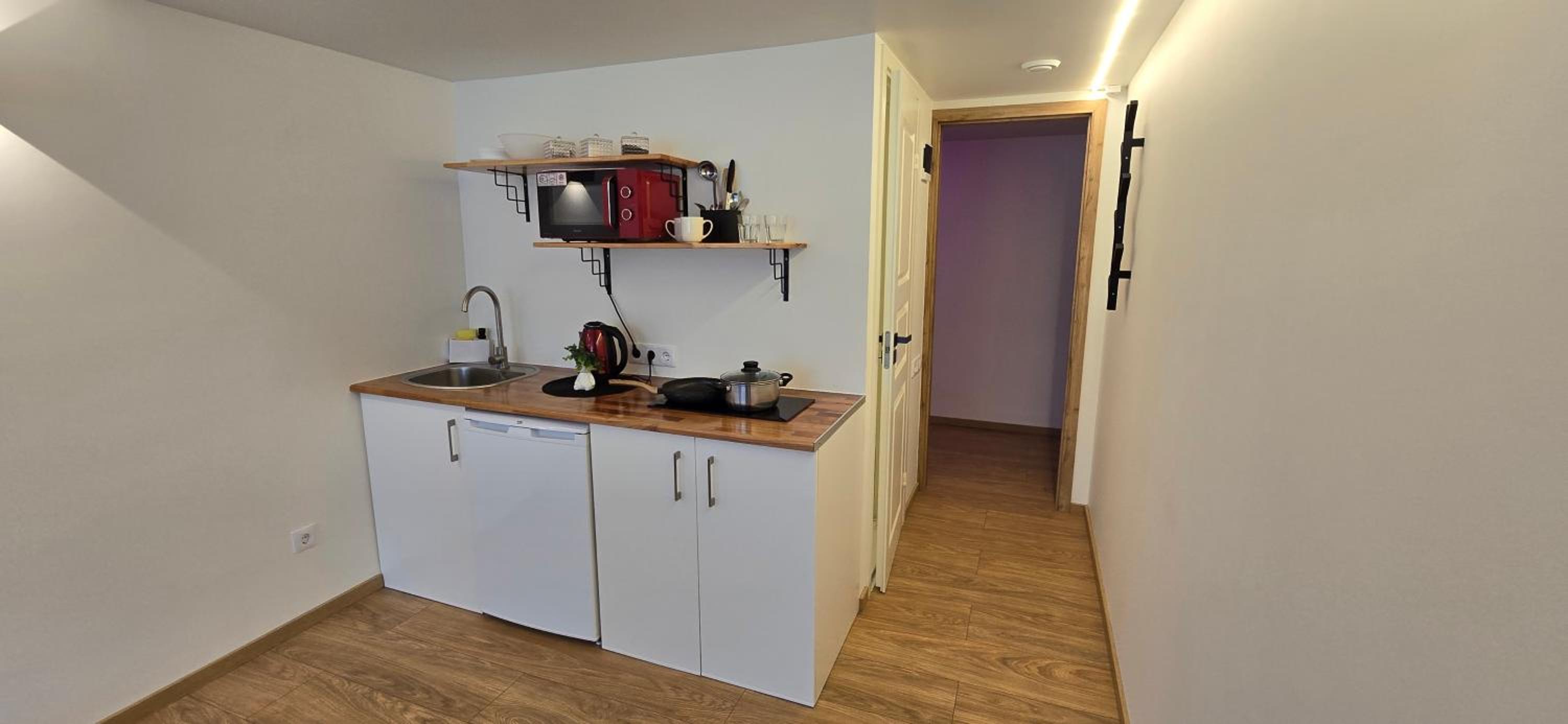 T4 Studio apartment