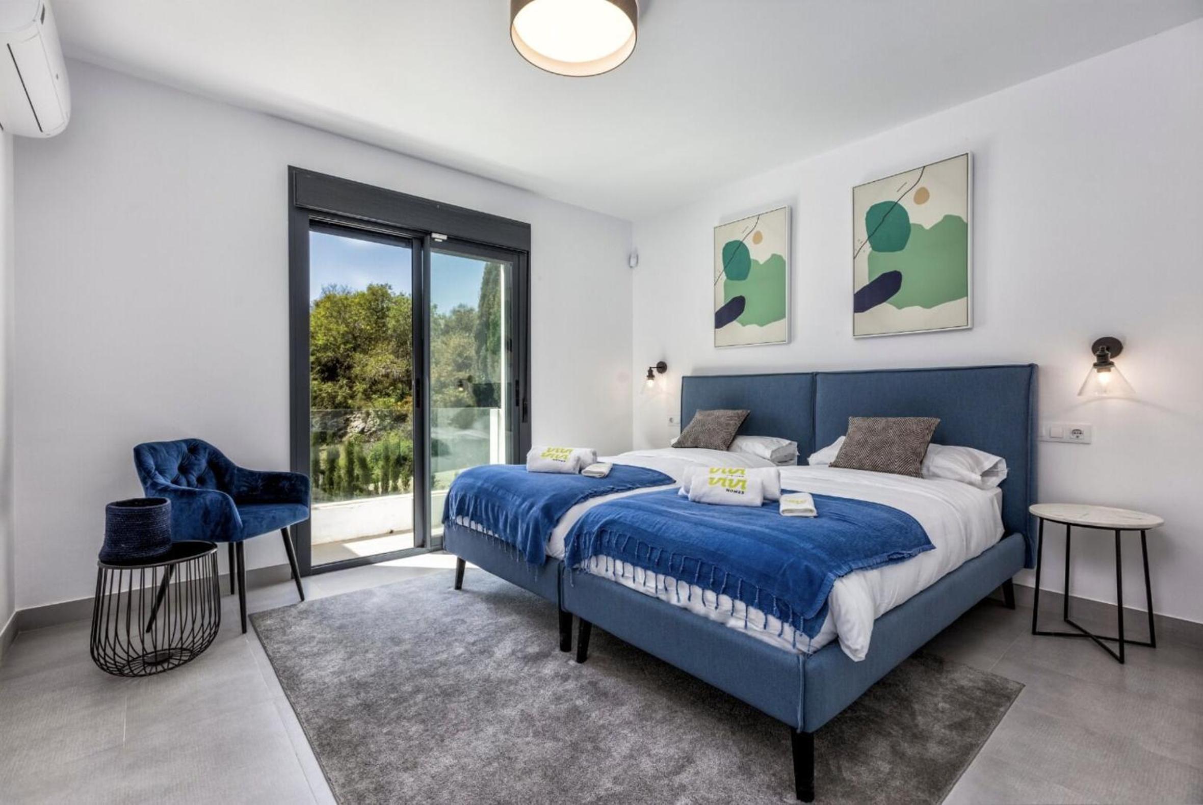 ViVi Homes -Villa Ruby Pool, Garden, Golf & Beach