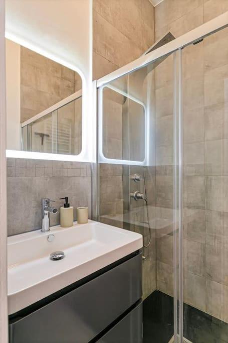 1-BR Centre Antwerp Haven with Patio