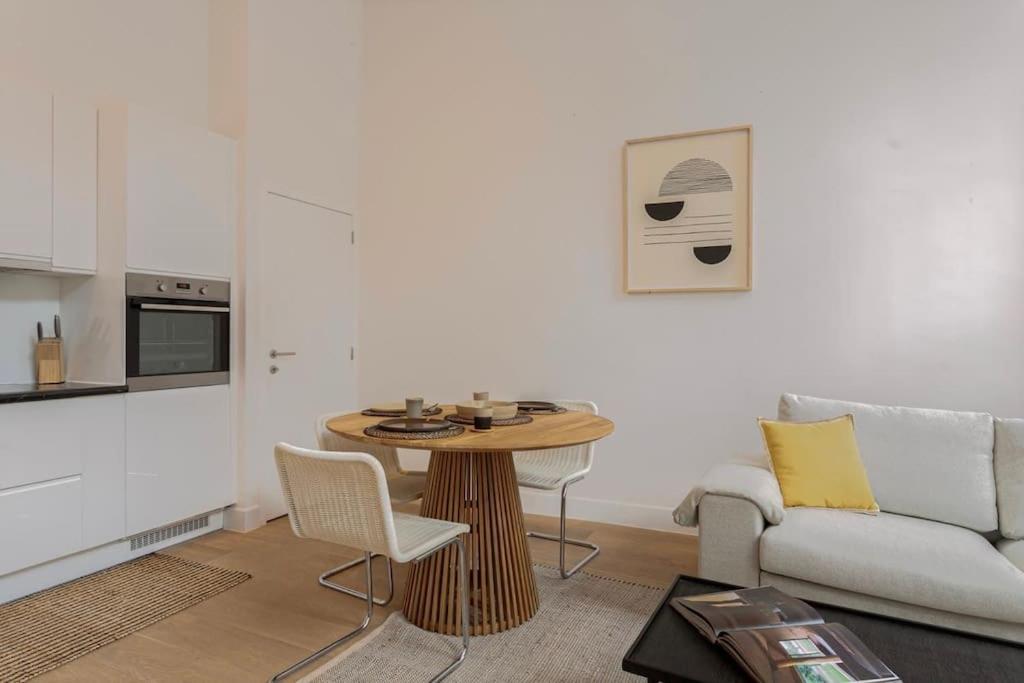 1-BR Centre Antwerp Haven with Patio