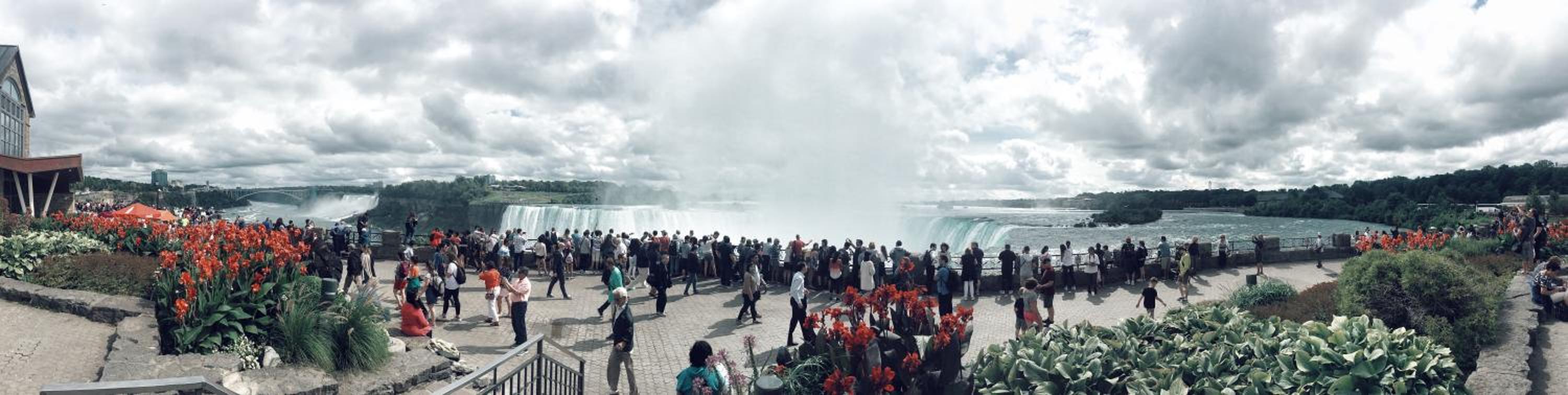 10 Minutes From The Falls