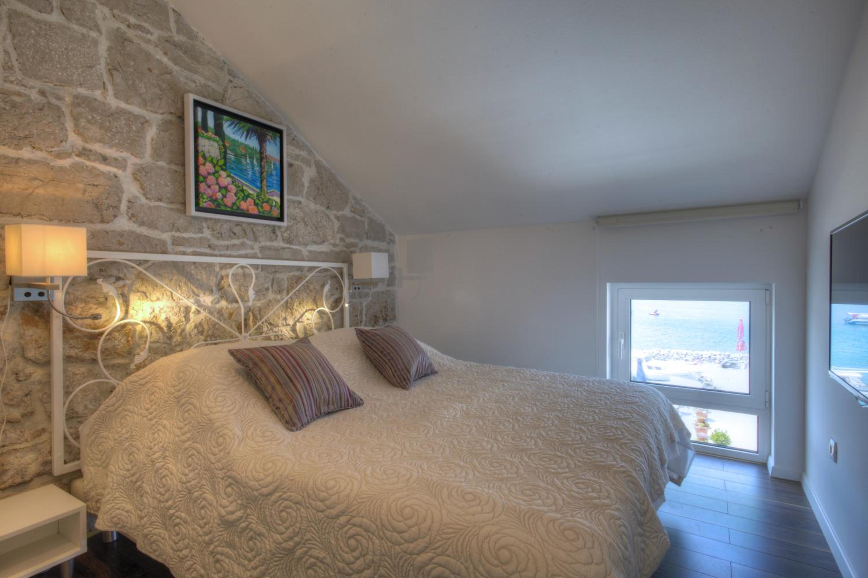 Waterfront Home - Villa Sailor's Delight