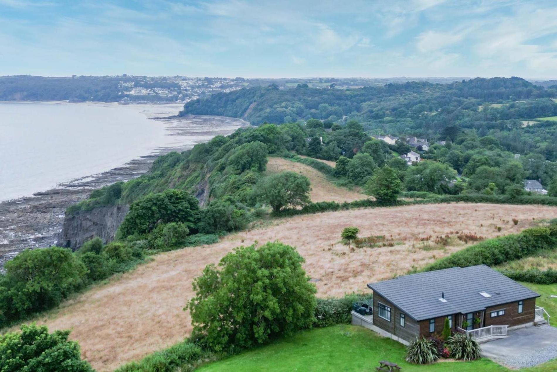 Shearwater 30 - 2 Bedroom Lodge - Summerhill view 2