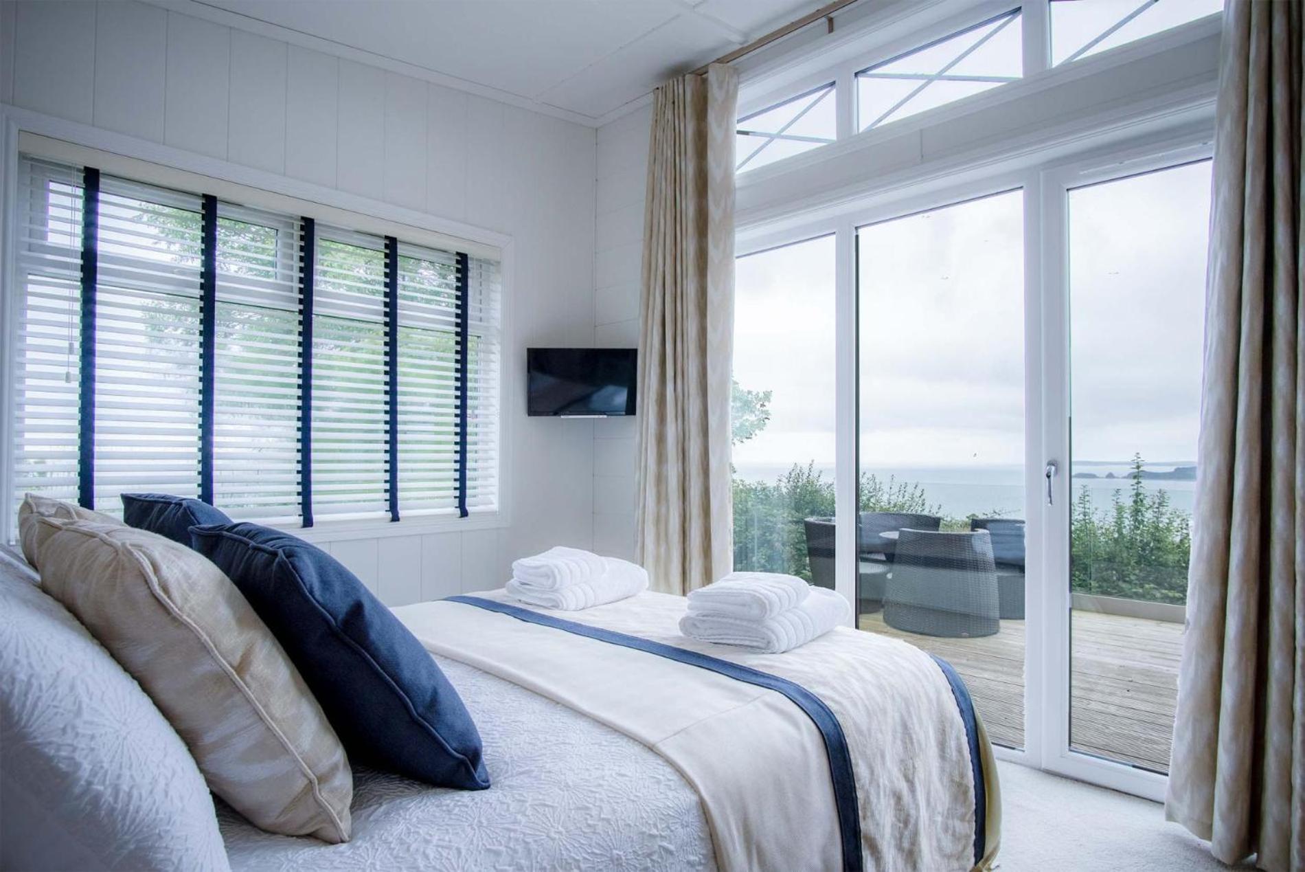 Shearwater 30 - 2 Bedroom Lodge - Summerhill view 4
