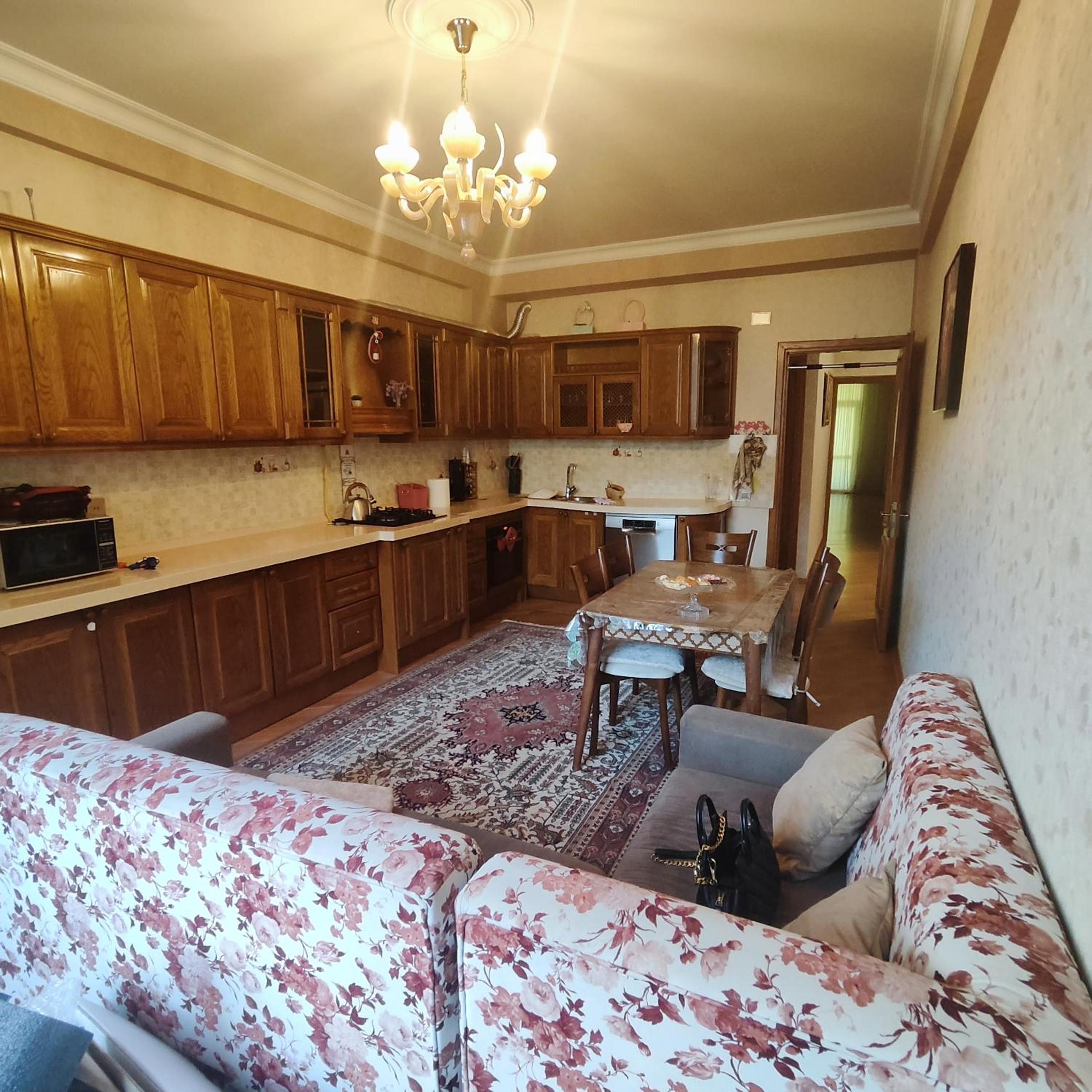 Apartment near to 28 May Metro station