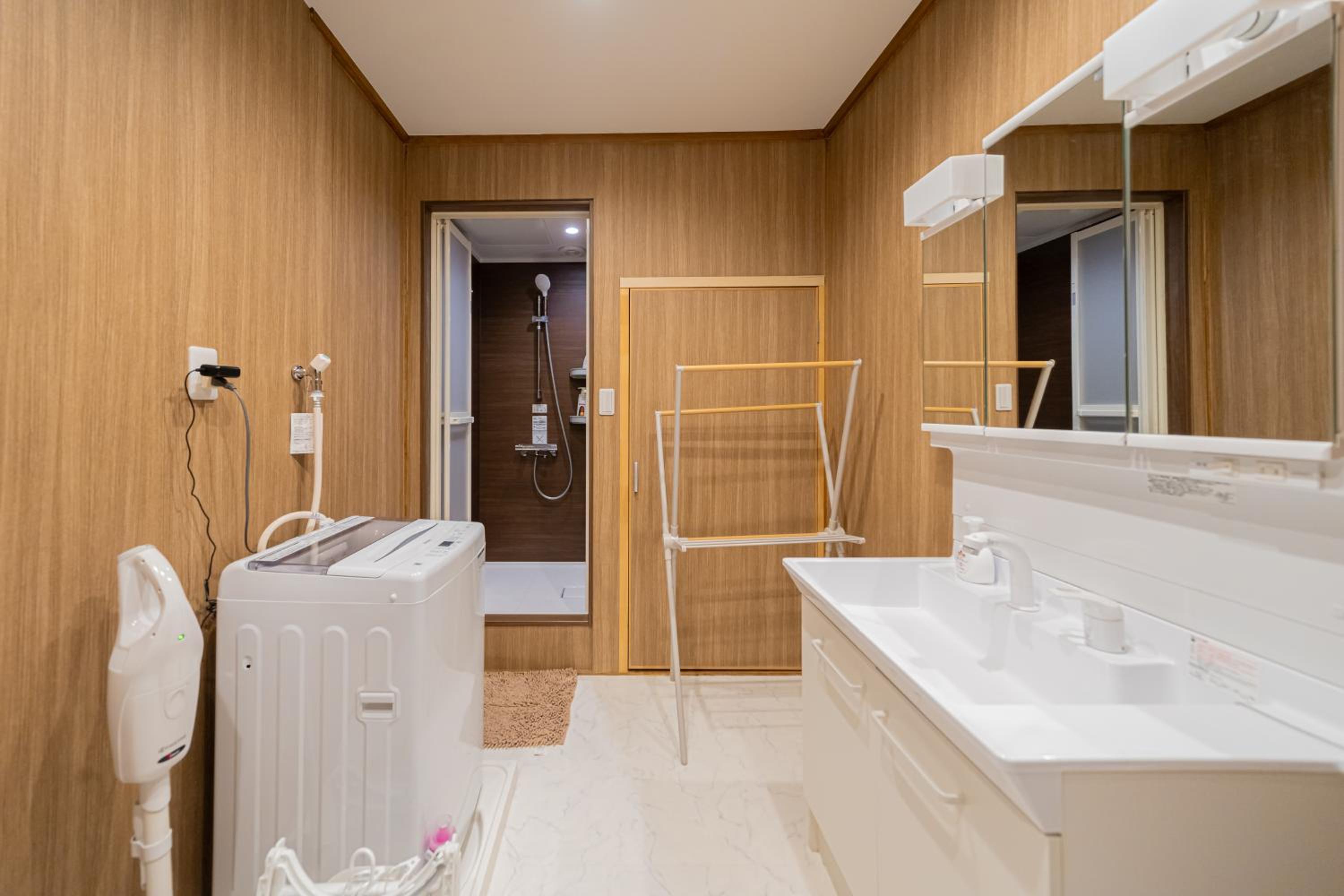 RELAX Condo Namba Daikokucho