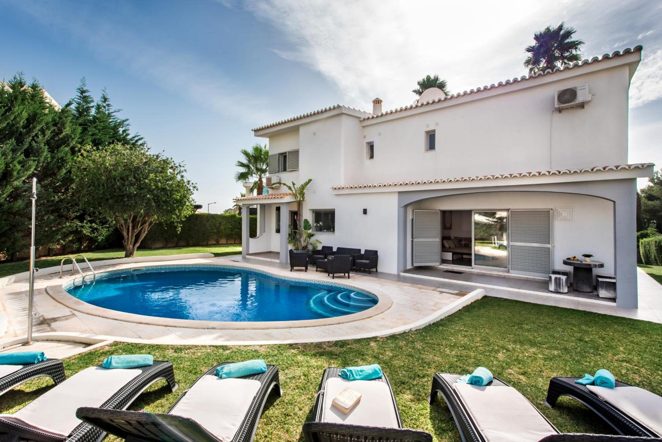 SeaBreeze by Algarve Villa Holidays