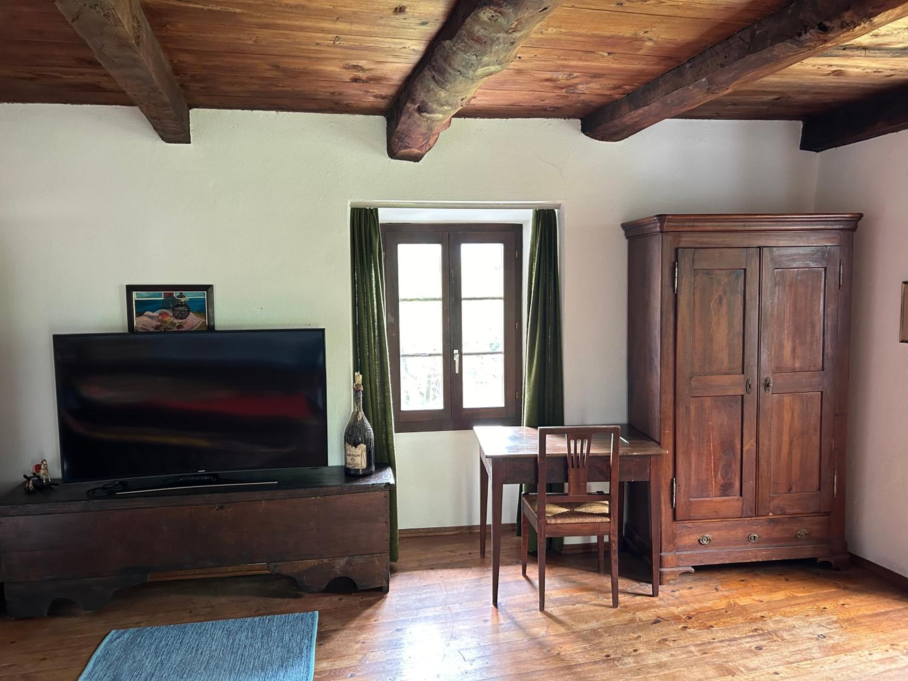Charmantes Rustico mit Seeblick und Garten