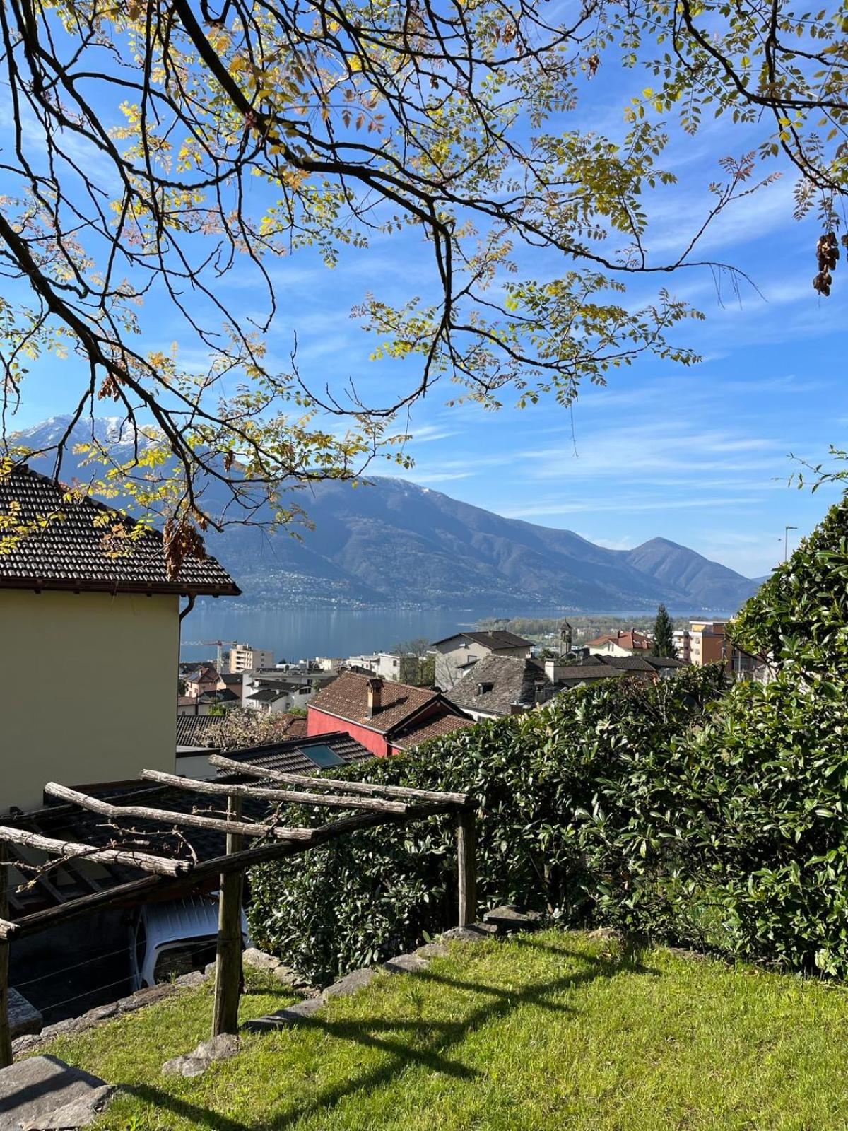 Charmantes Rustico mit Seeblick und Garten