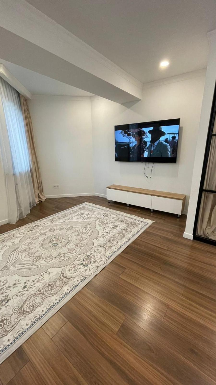 Nomad Apartments