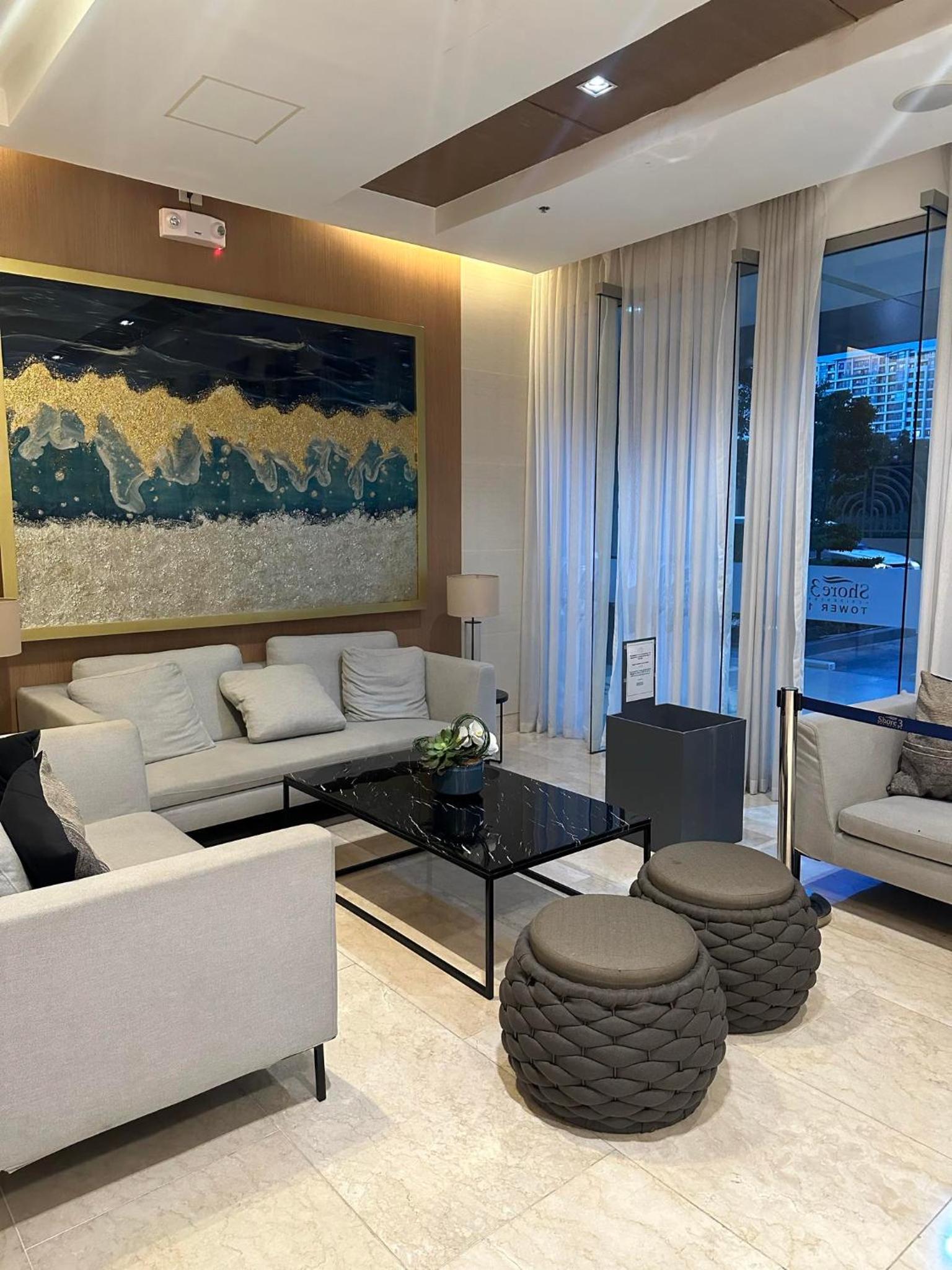 PrimeLocation at Shore3 Mall of Asia, Pasay City near Airport, Casino and BGC view 4