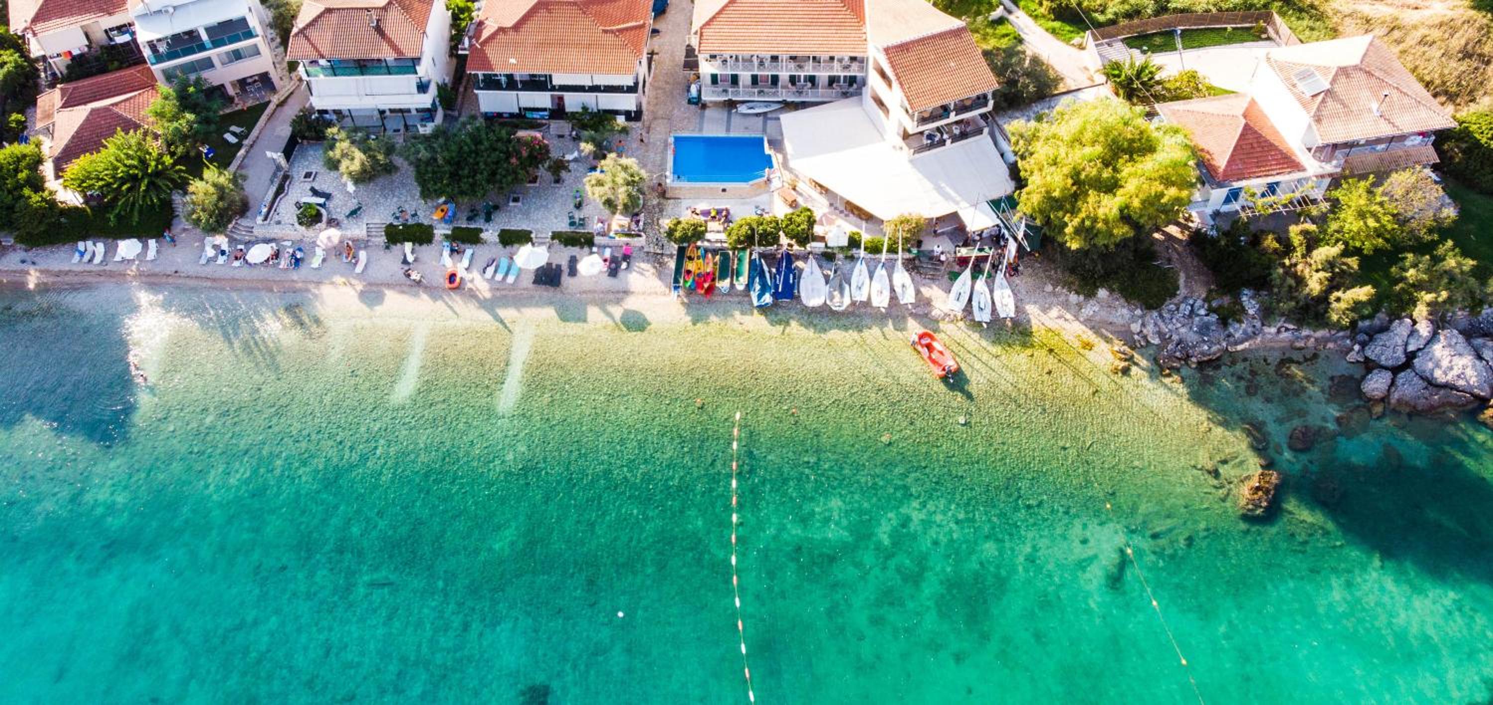 Nikiana Beach Club photo 2