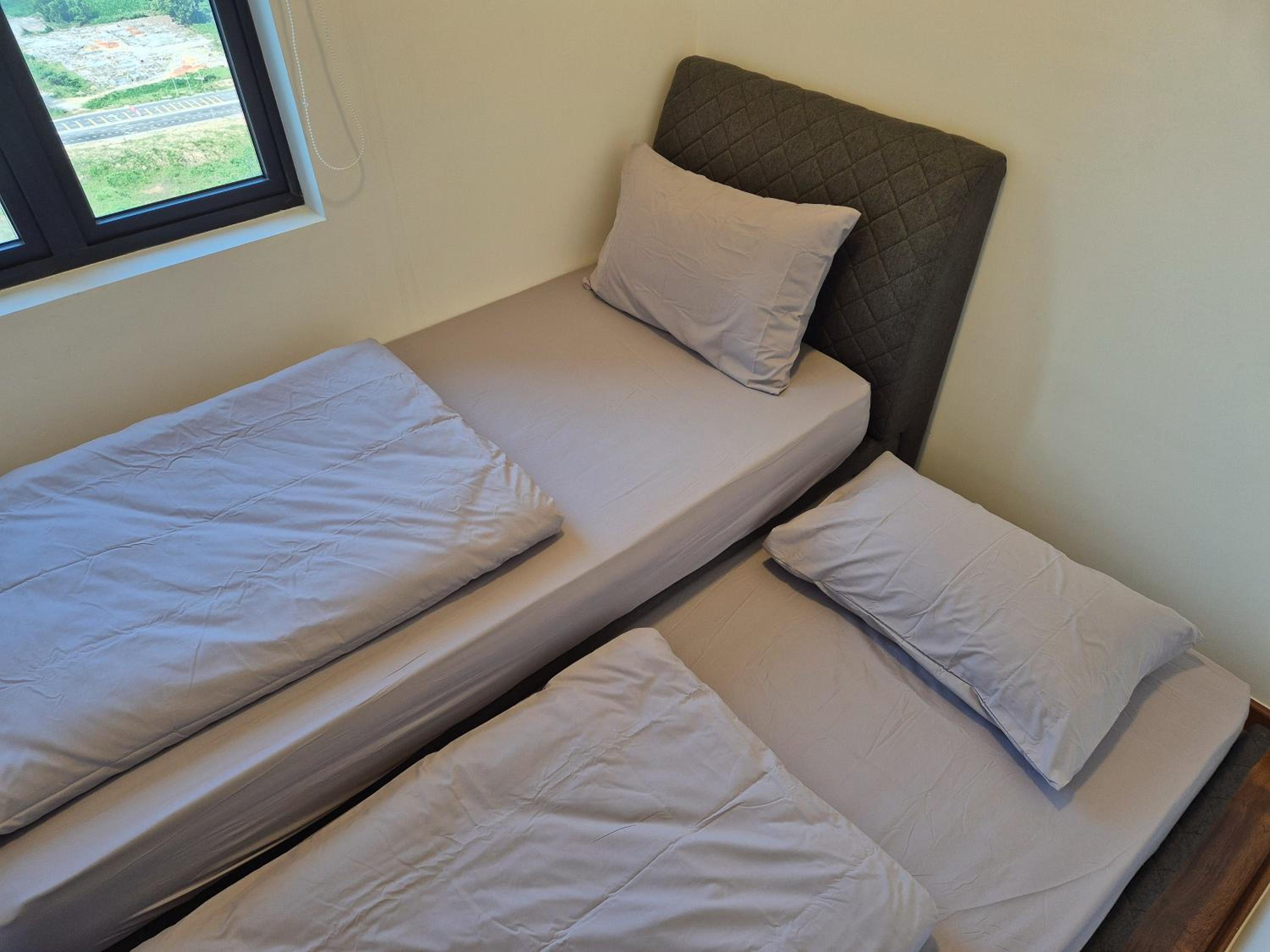 2 Rooms unit w Balcony & Spectacular view - 4 pax