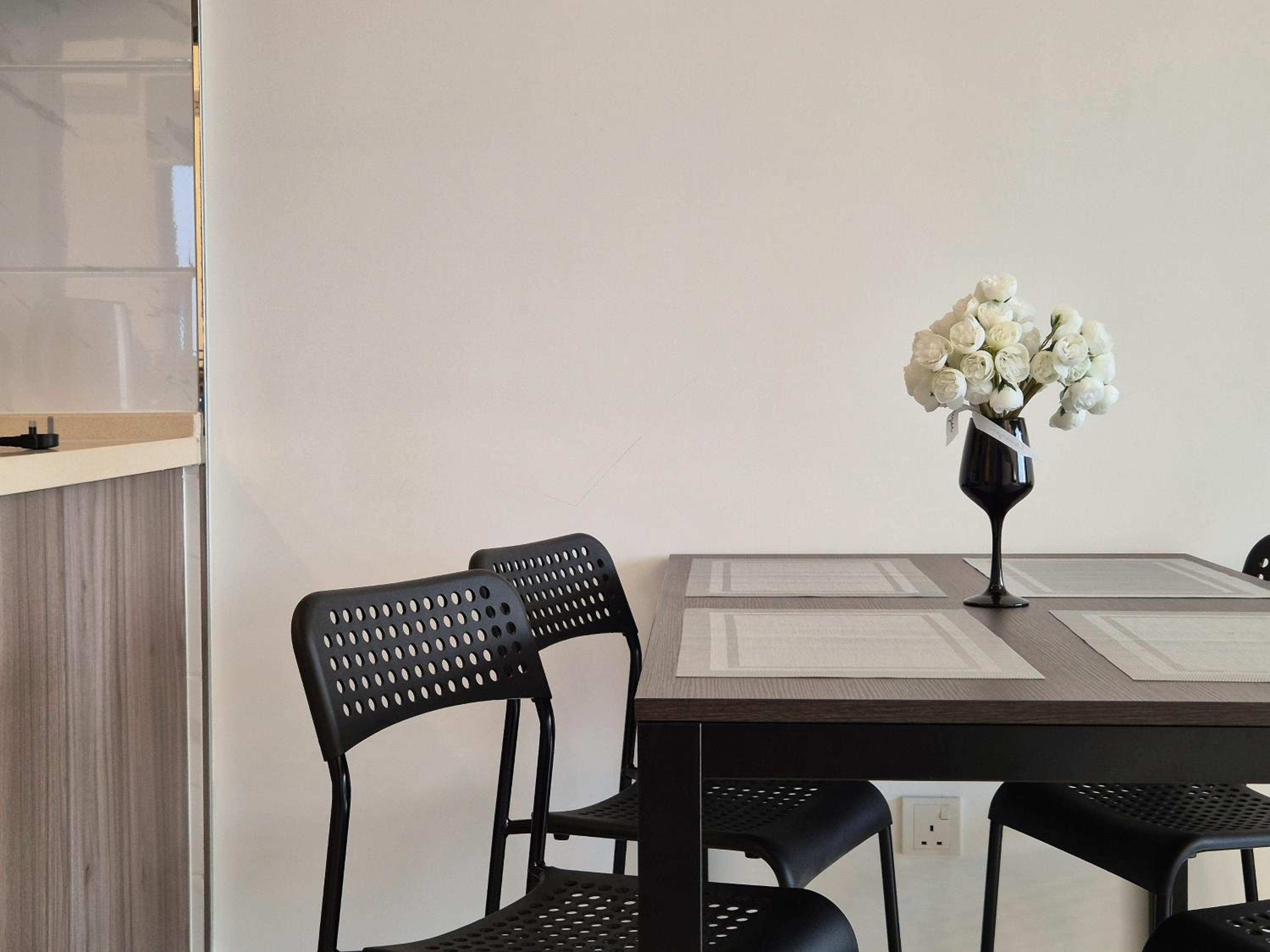 2 Rooms unit w Balcony & Spectacular view - 4 pax
