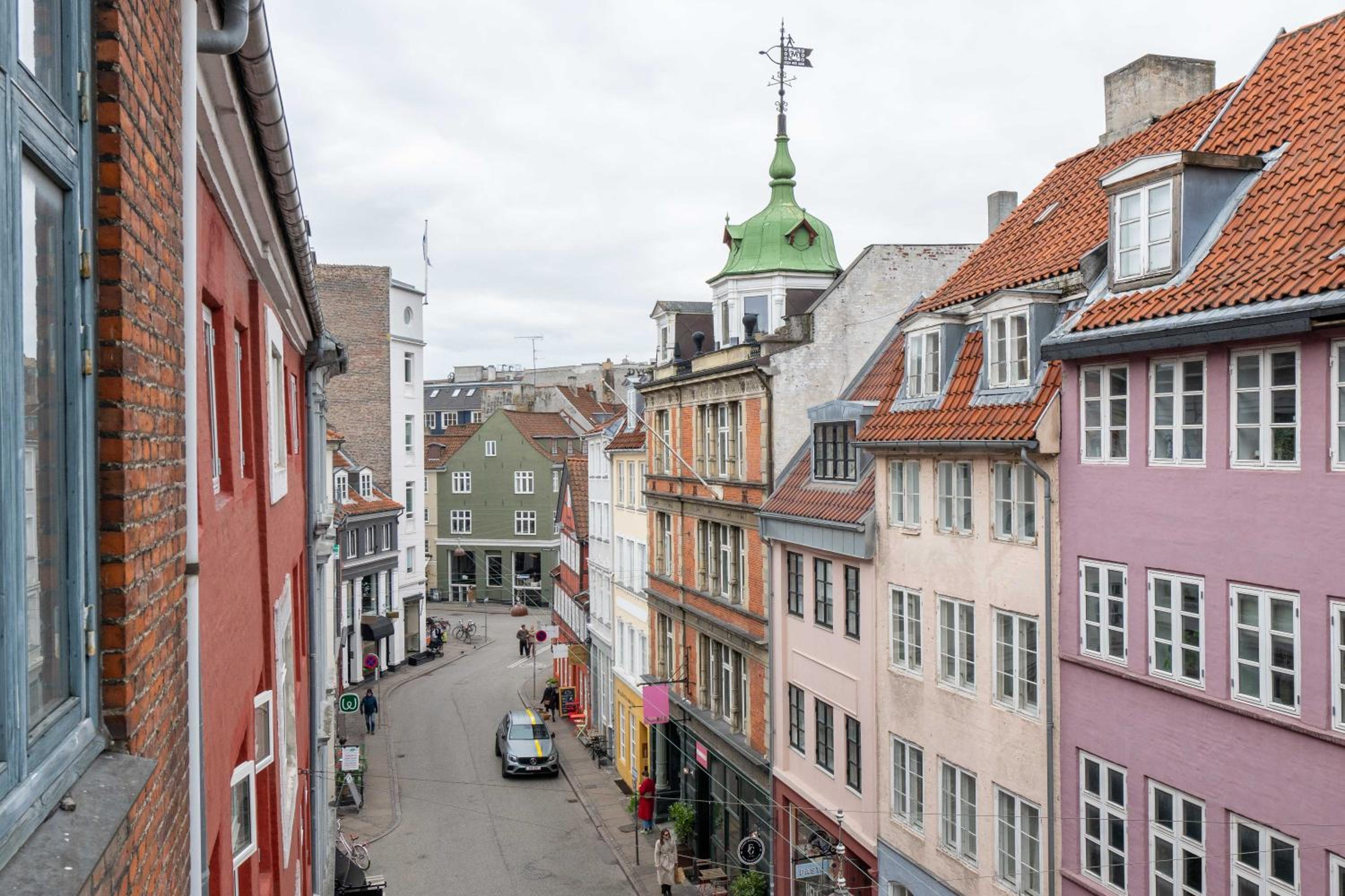 Super Central 2BR Apartment in Old Town Copenhagen