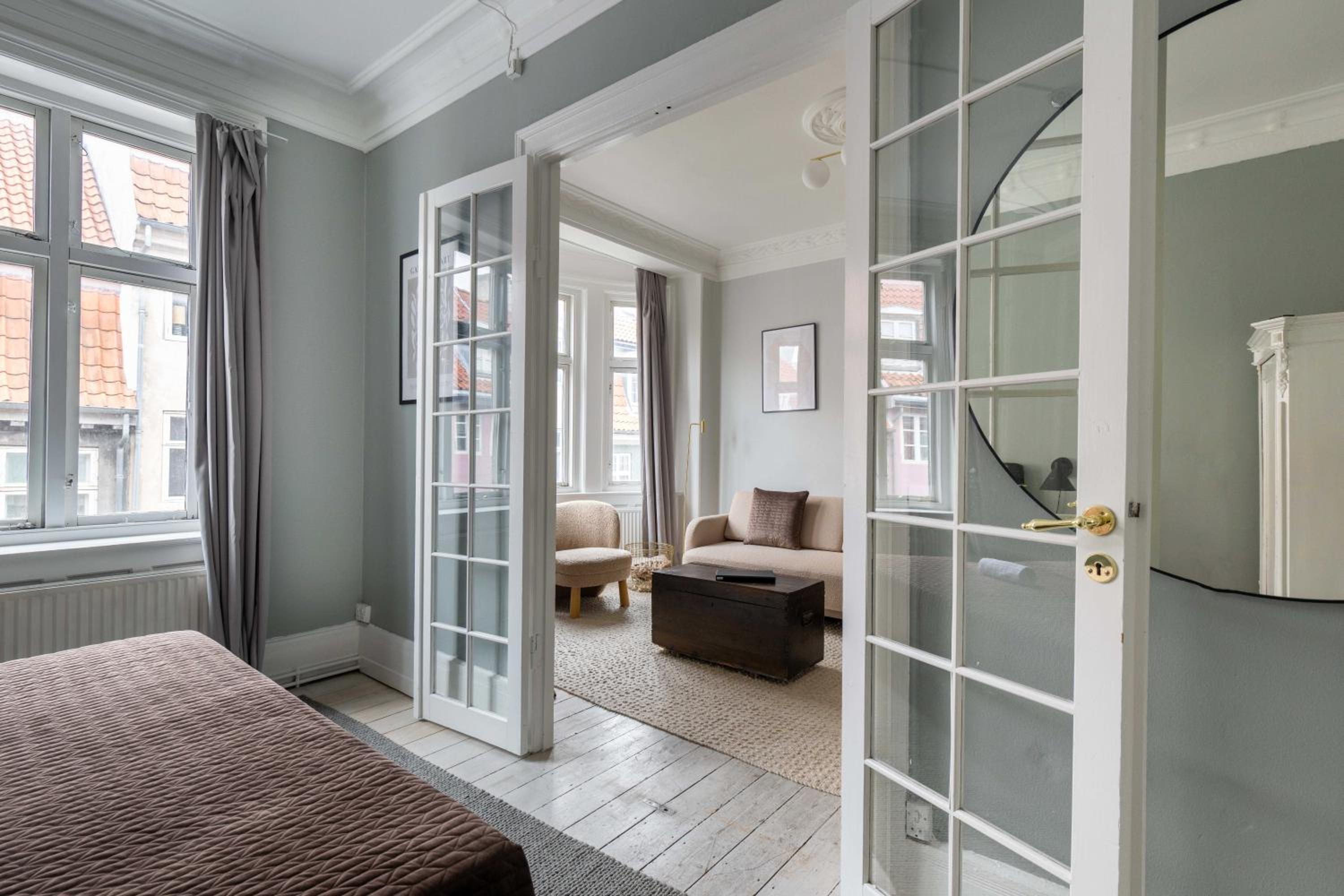 Super Central 2BR Apartment in Old Town Copenhagen