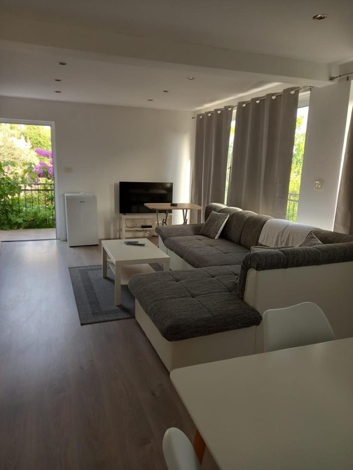 Apartman Lana view 3