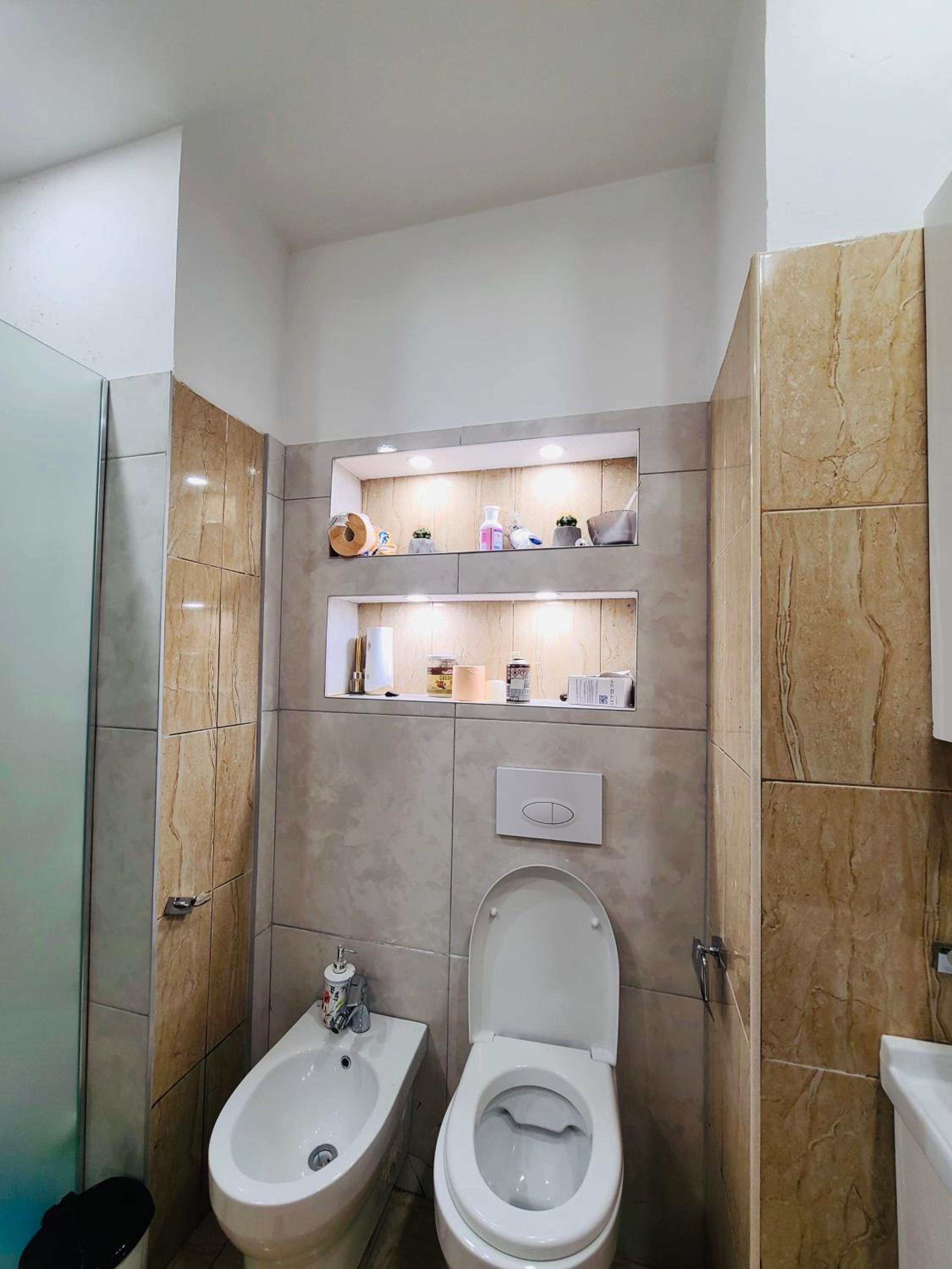 Prime Location Cozy Apartment near Pazari i ri