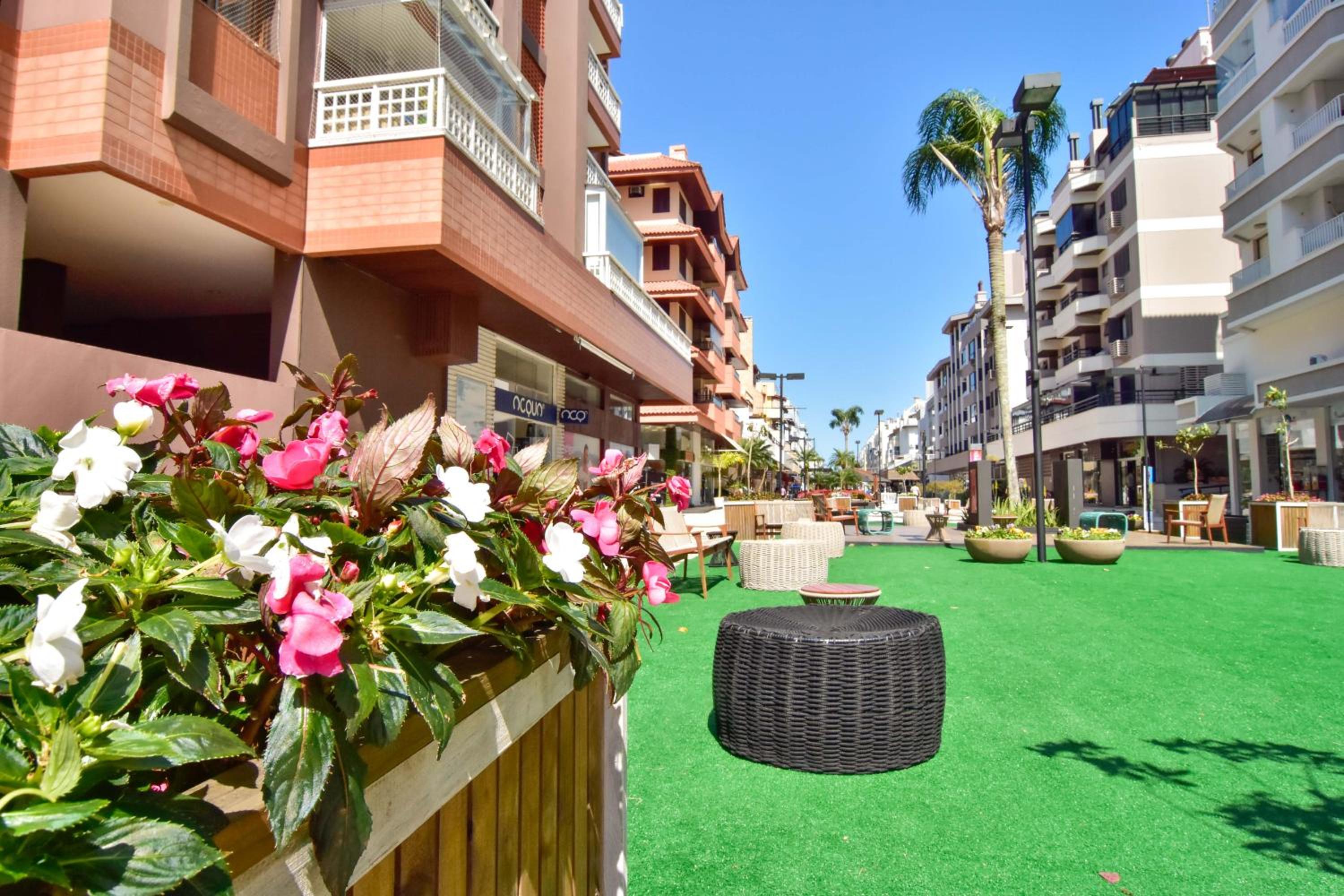 No coração de Jurerê, 1 quadra da Praia DX6004