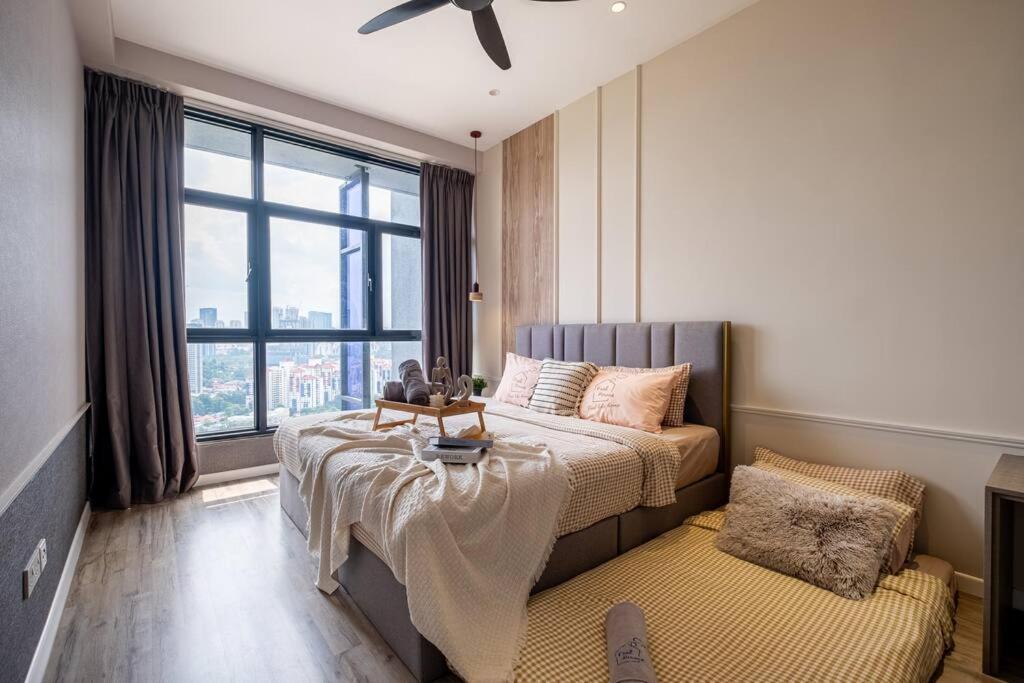 The Artist's Loft at Millerz 2BR 4Pax MidValley
