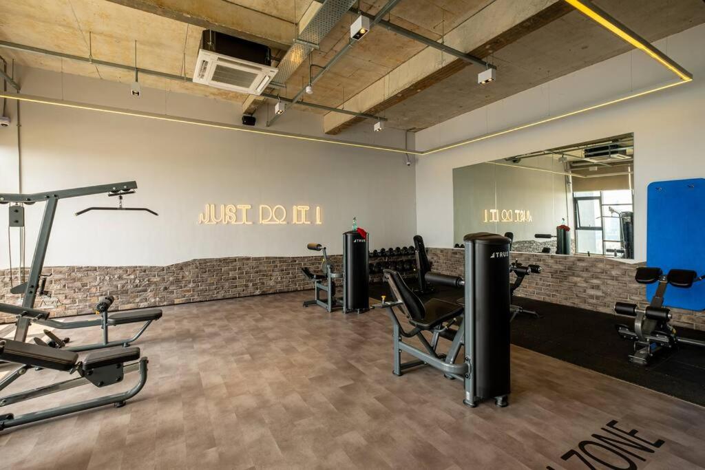 The Artist's Loft at Millerz 2BR 4Pax MidValley