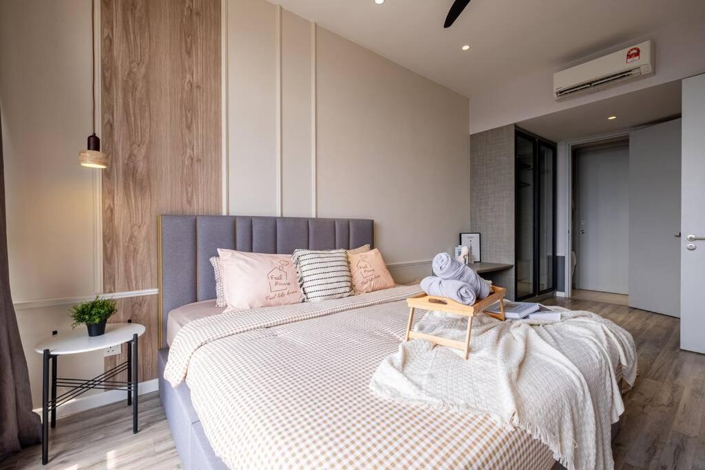 The Artist's Loft at Millerz 2BR 4Pax MidValley