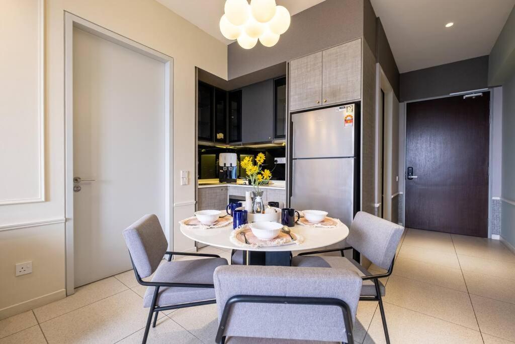 The Artist's Loft at Millerz 2BR 4Pax MidValley