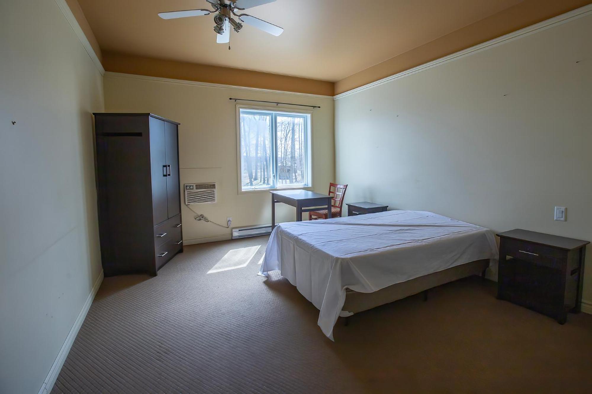 Room in Guest room - private room3 autonomous south bank urban countryside - A12