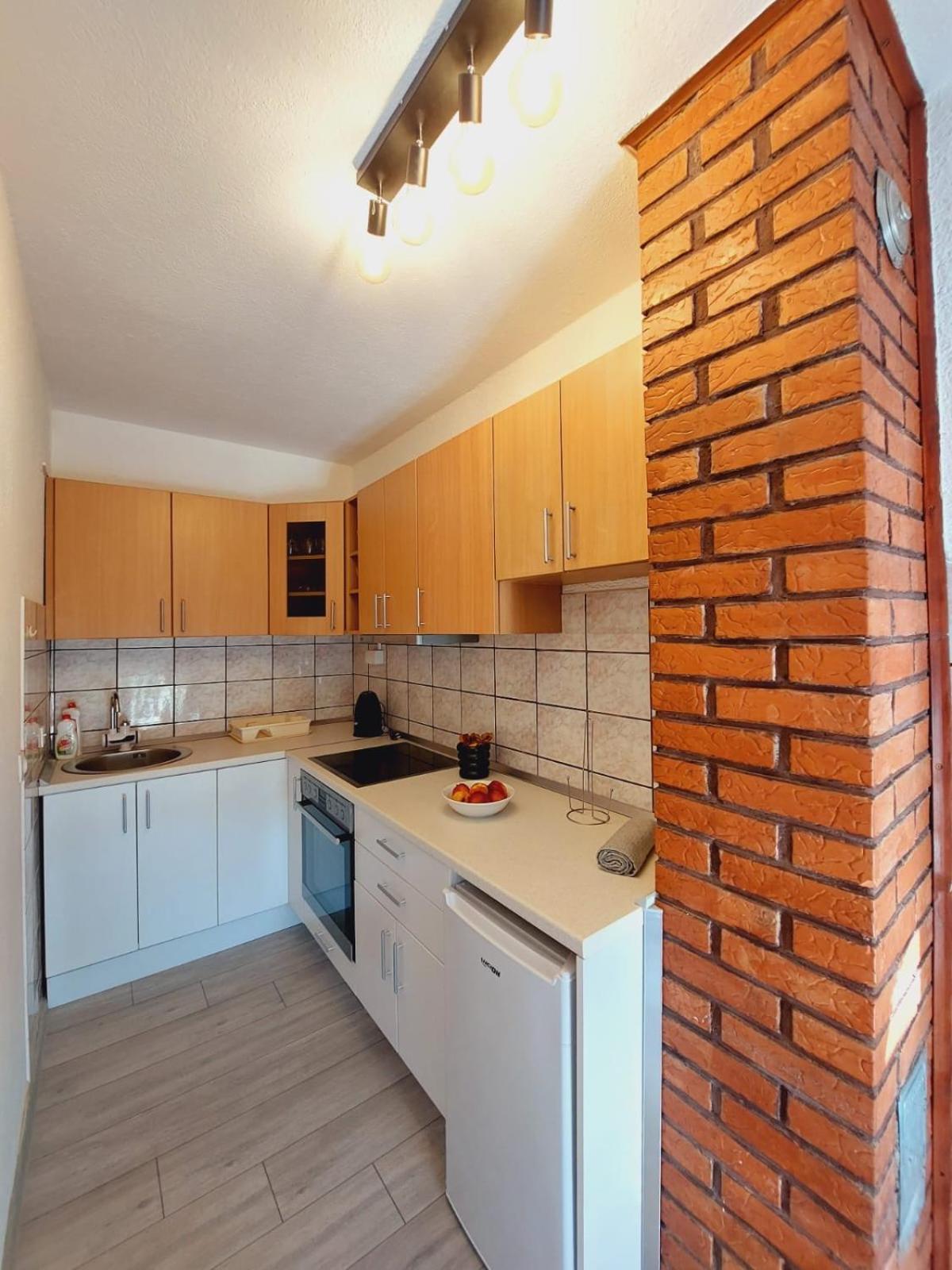 Comfort F & F Apartment