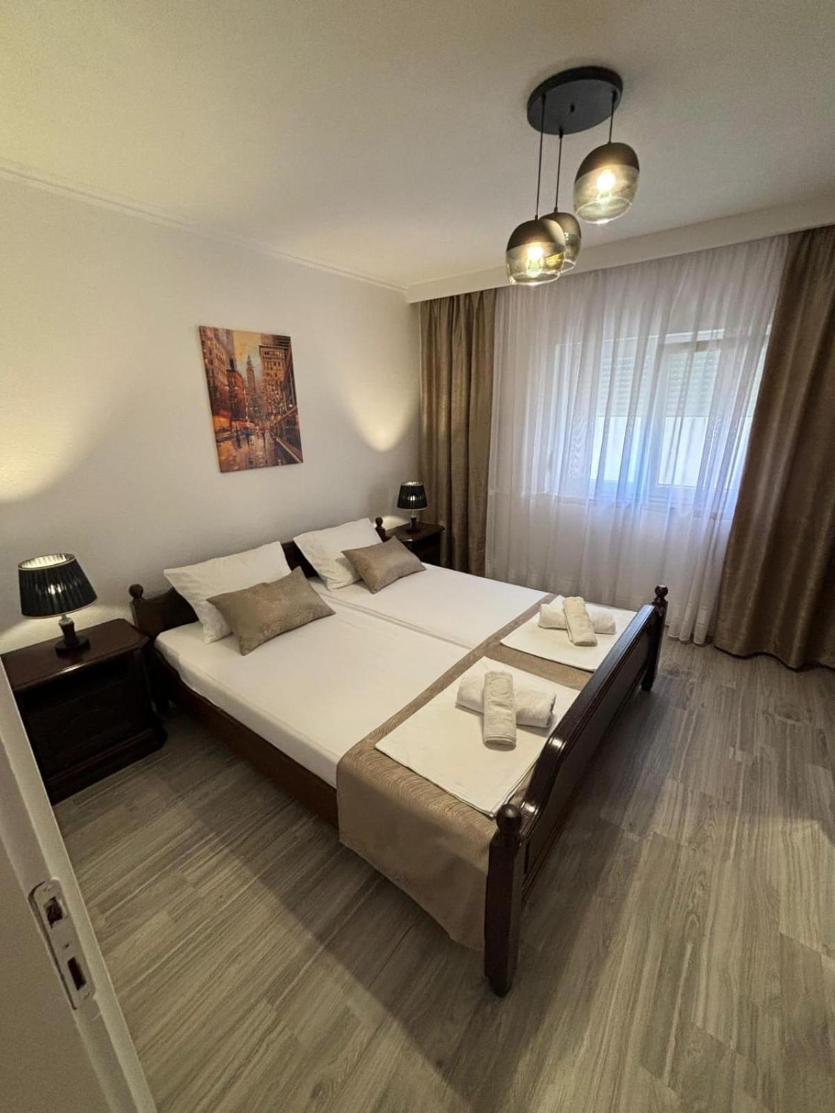 Comfort F & F Apartment