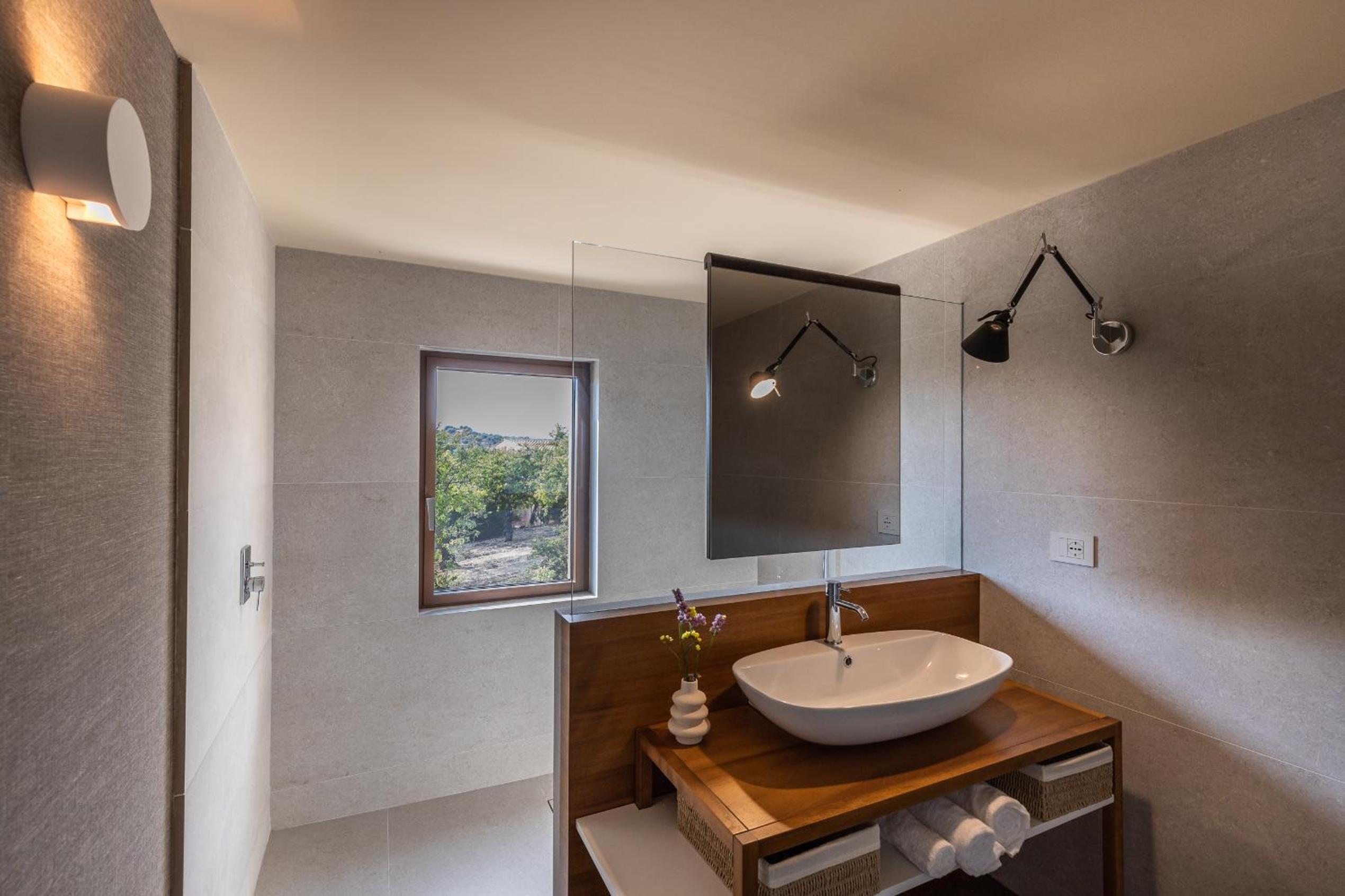 Altamira - Luxury Villa con piscina a Noto view 5