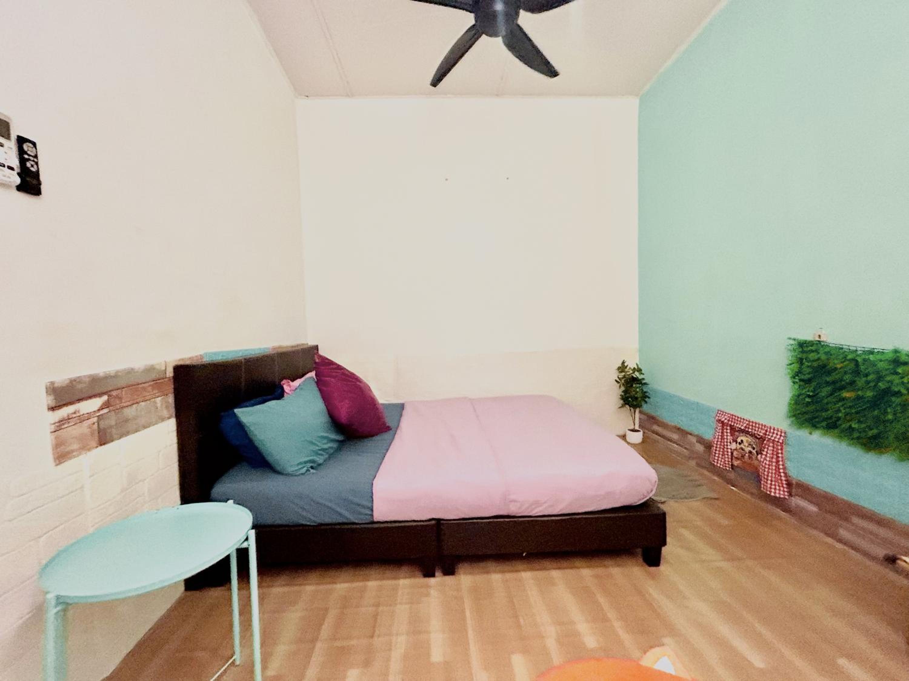 Photo 9