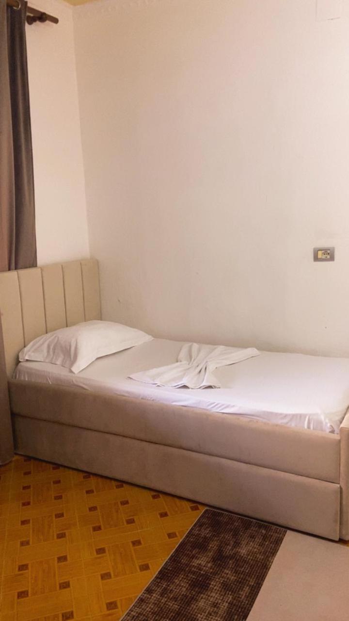 The Two Princesses photo 2