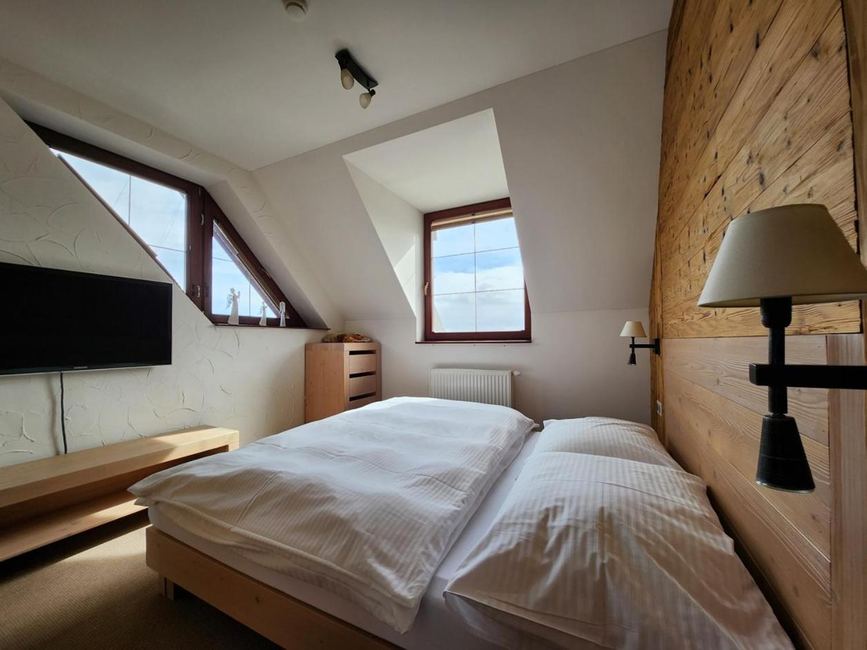 Deluxe Apartment with Mountain View in Hotel Kukucka view 2