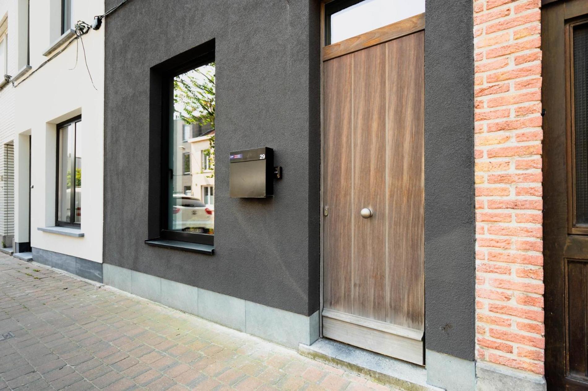 Charming Ostend Home: Near Beach City Center