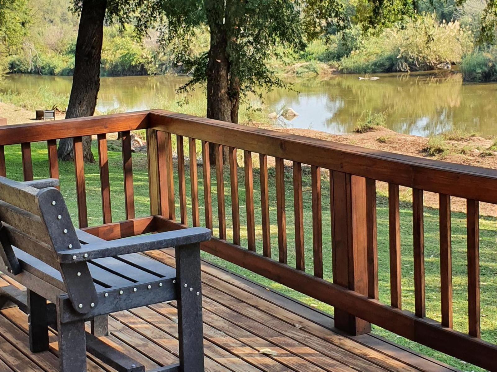 Ekuthuleni River Front Chalets Hoedspruit